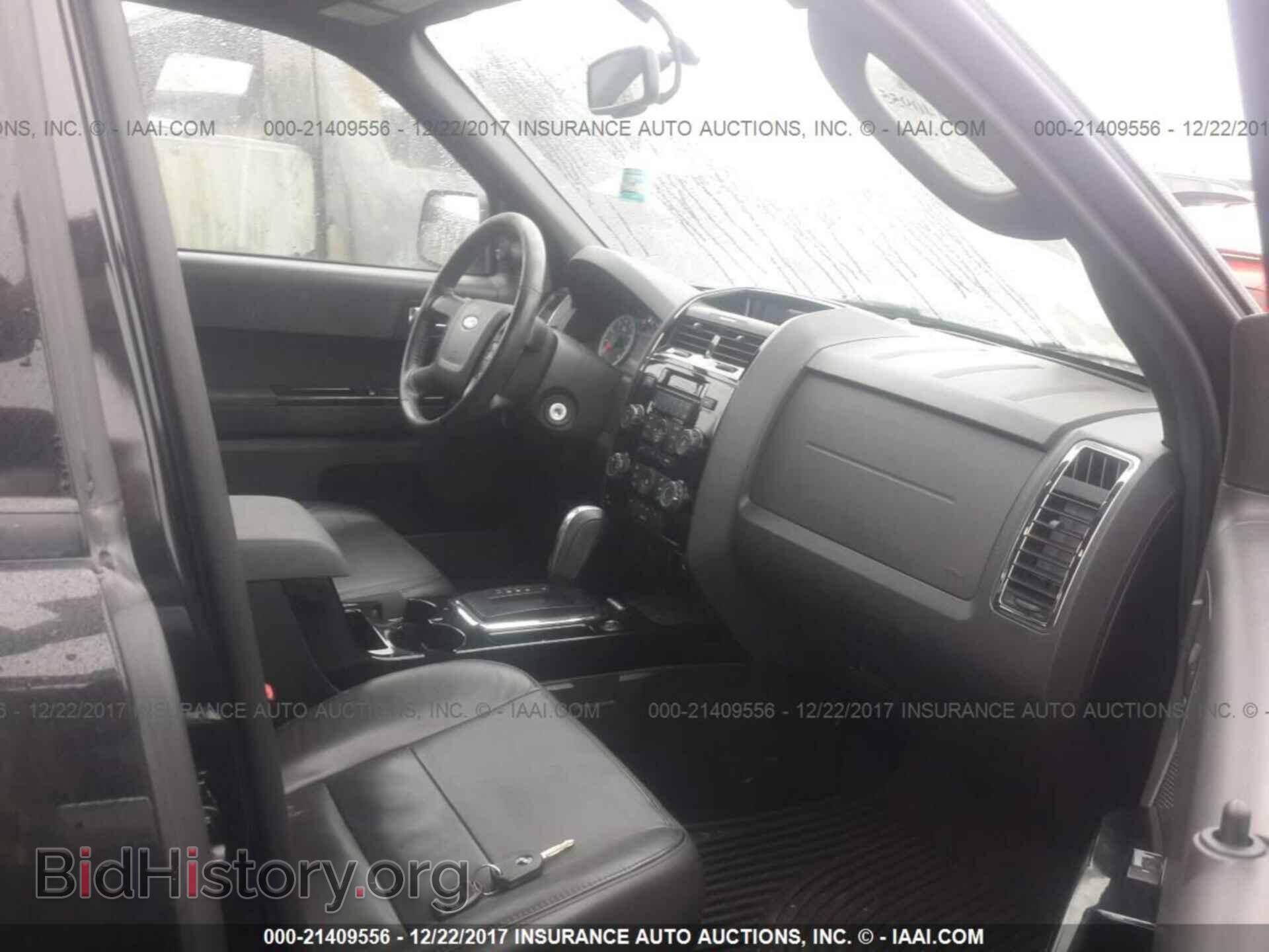 2011 Ford Escape - VIN: 1FMCU0DG0BKB12065 - Photo 5