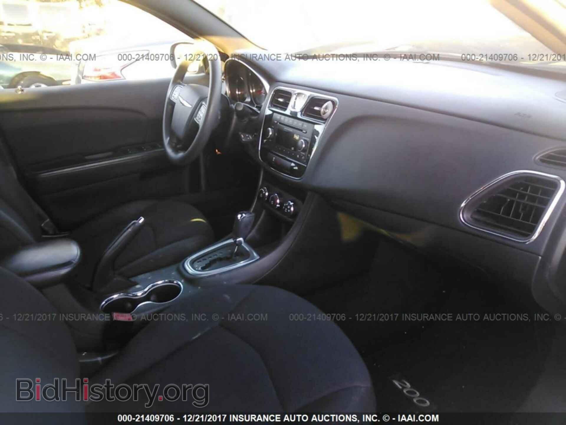 2012 Chrysler 200 - VIN: 1C3CCBAB5CN273740 - Photo 5