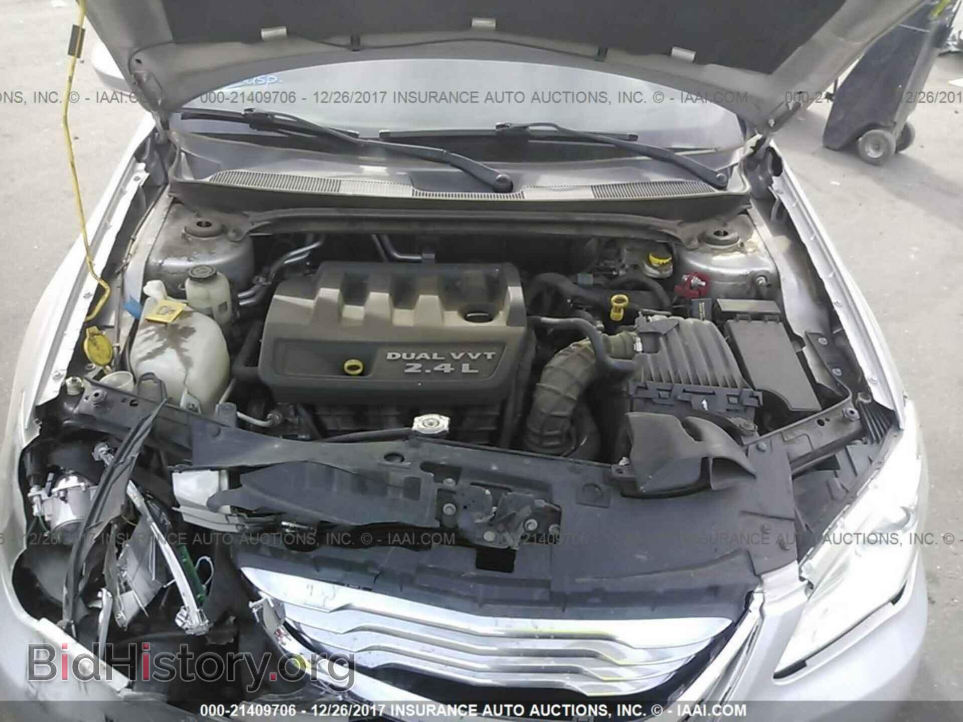 2012 Chrysler 200 - VIN: 1C3CCBAB5CN273740 - Photo 10