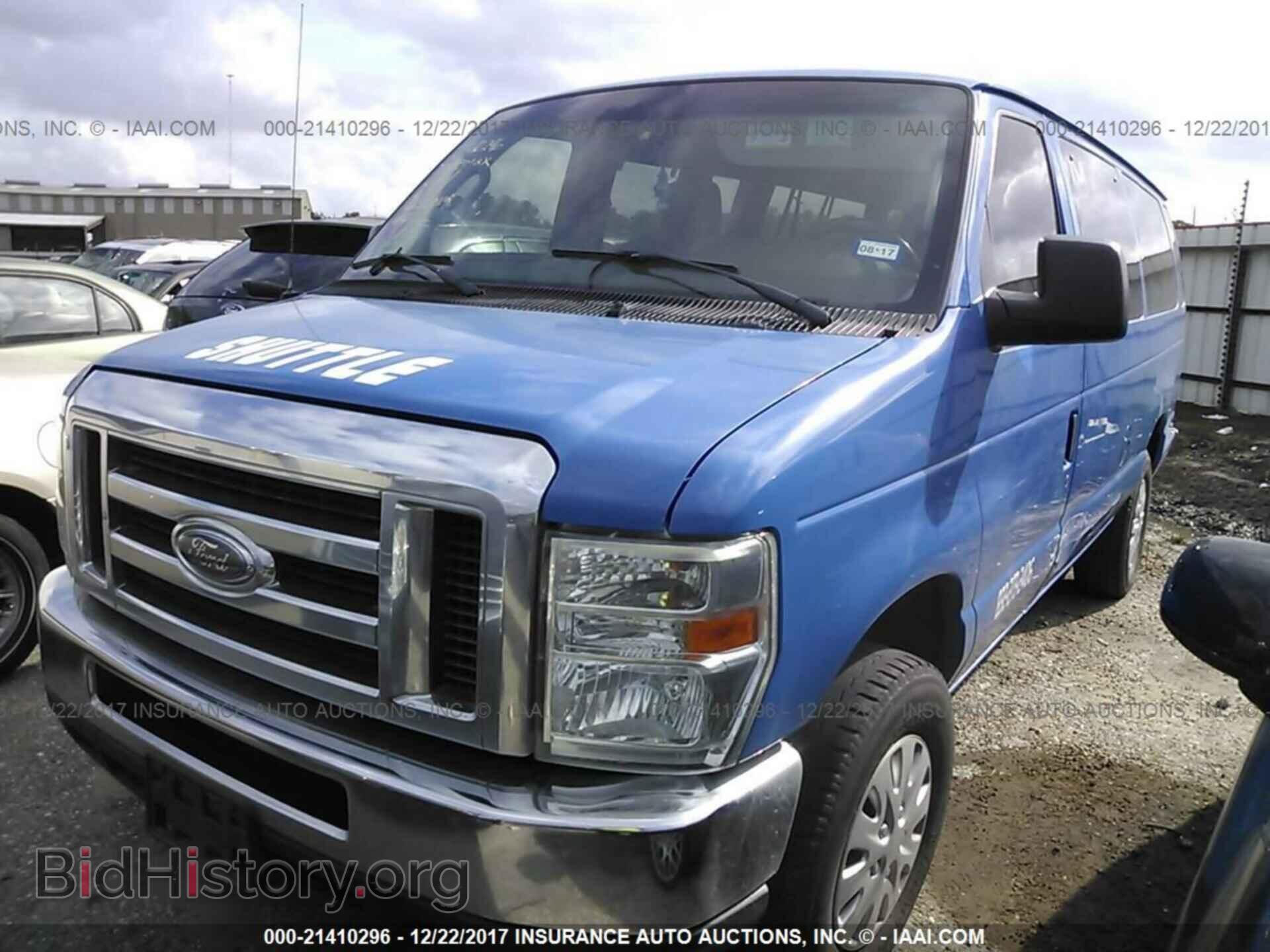2011 Ford Econoline - VIN: 1FBSS3BL0BDB09358 - Фото 2