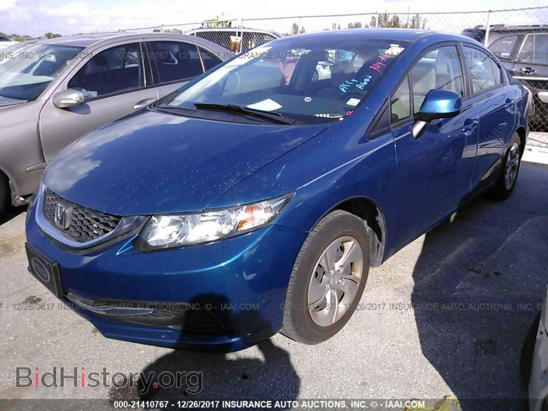 2013 Honda Civic - VIN: 19XFB2F52DE100049 - Фото 2