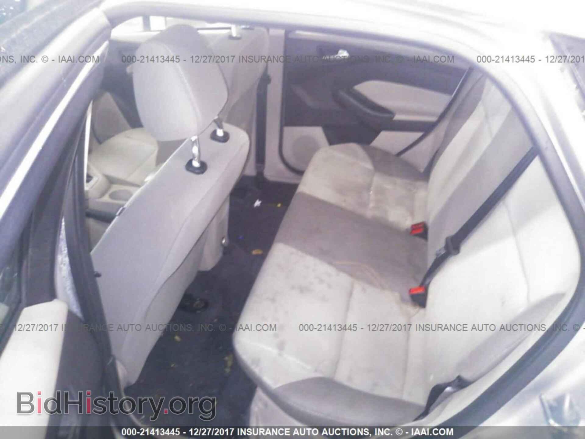 2012 Ford Focus - VIN: 1FAHP3F22CL215381 - Фото 8
