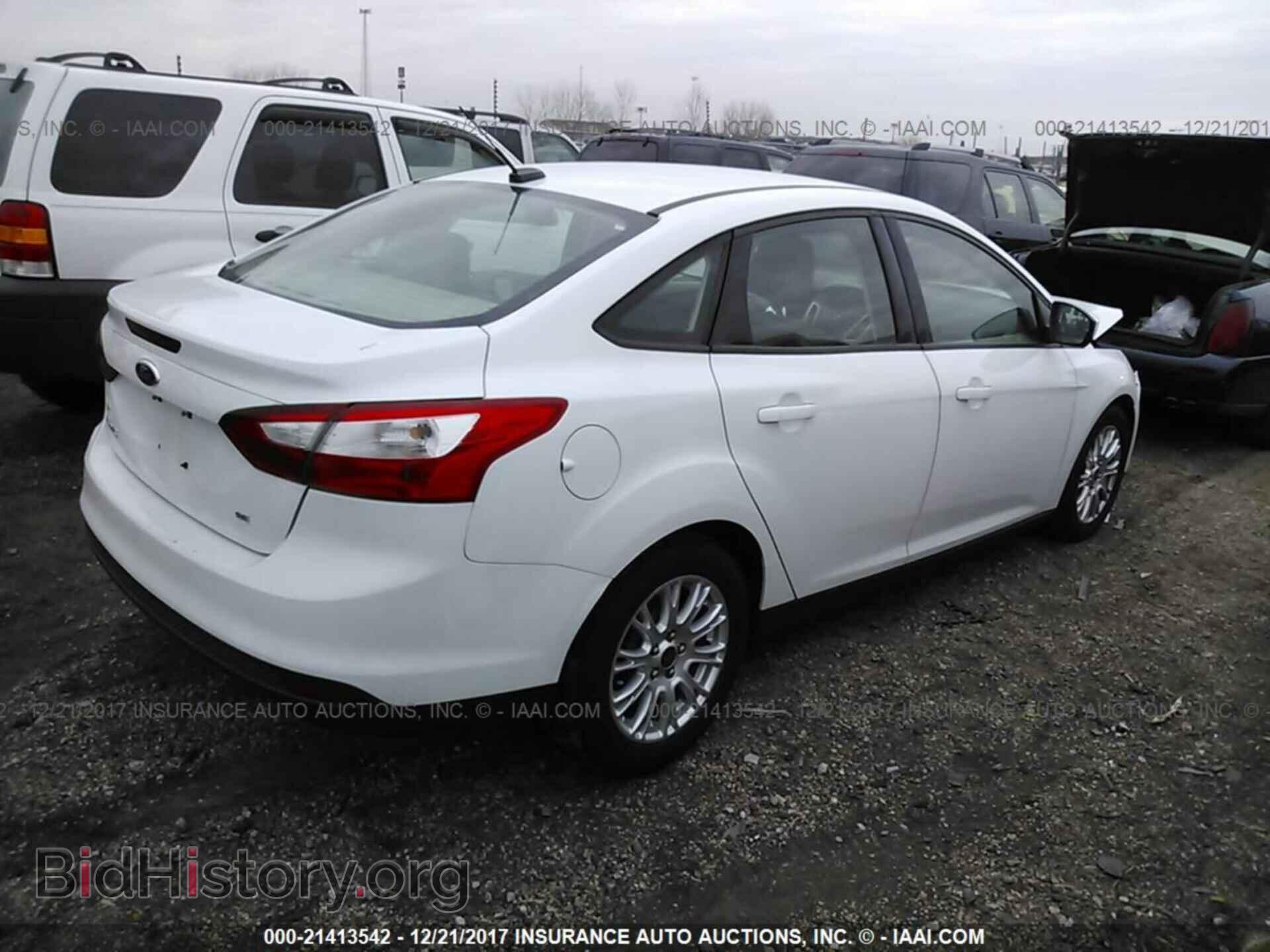 2012 Ford Focus - VIN: 1FAHP3F21CL147672 - Фото 4