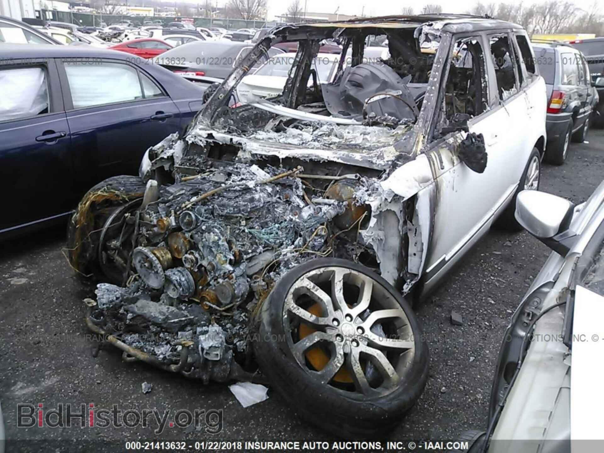 2014 Land rover Range rover - VIN: SALGS2EF4EA138765 - Photo 2