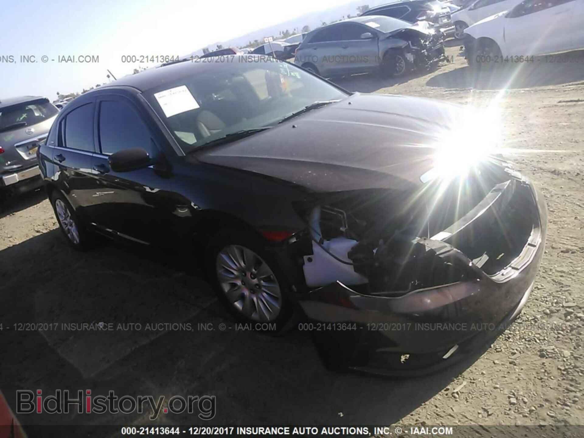 Photo 1C3CCBABXDN658390 - Chrysler 200 2013