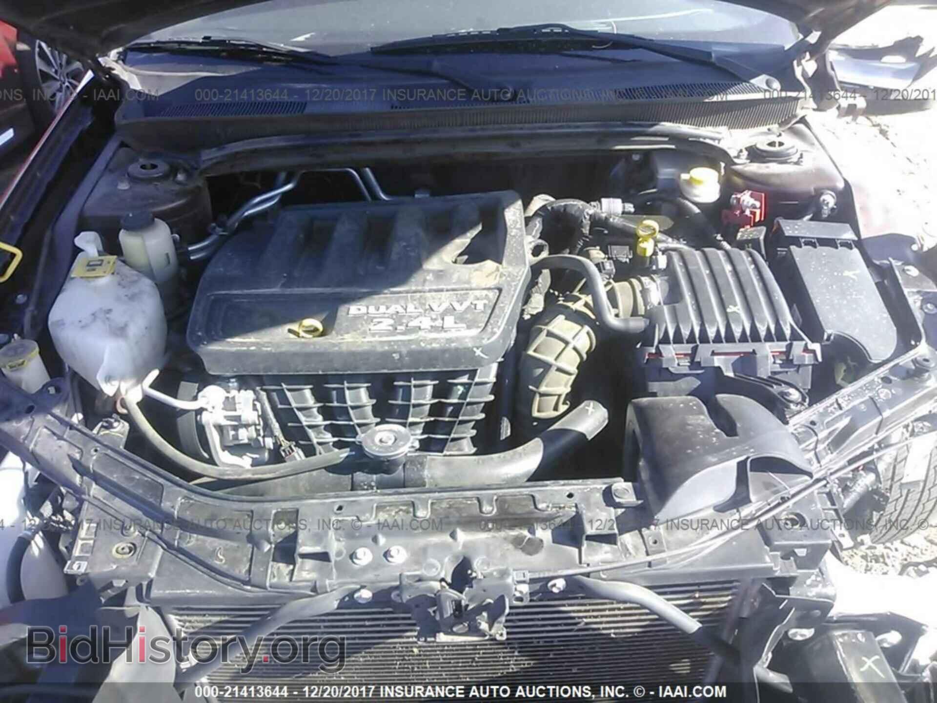2013 Chrysler 200 - VIN: 1C3CCBABXDN658390 - Photo 10