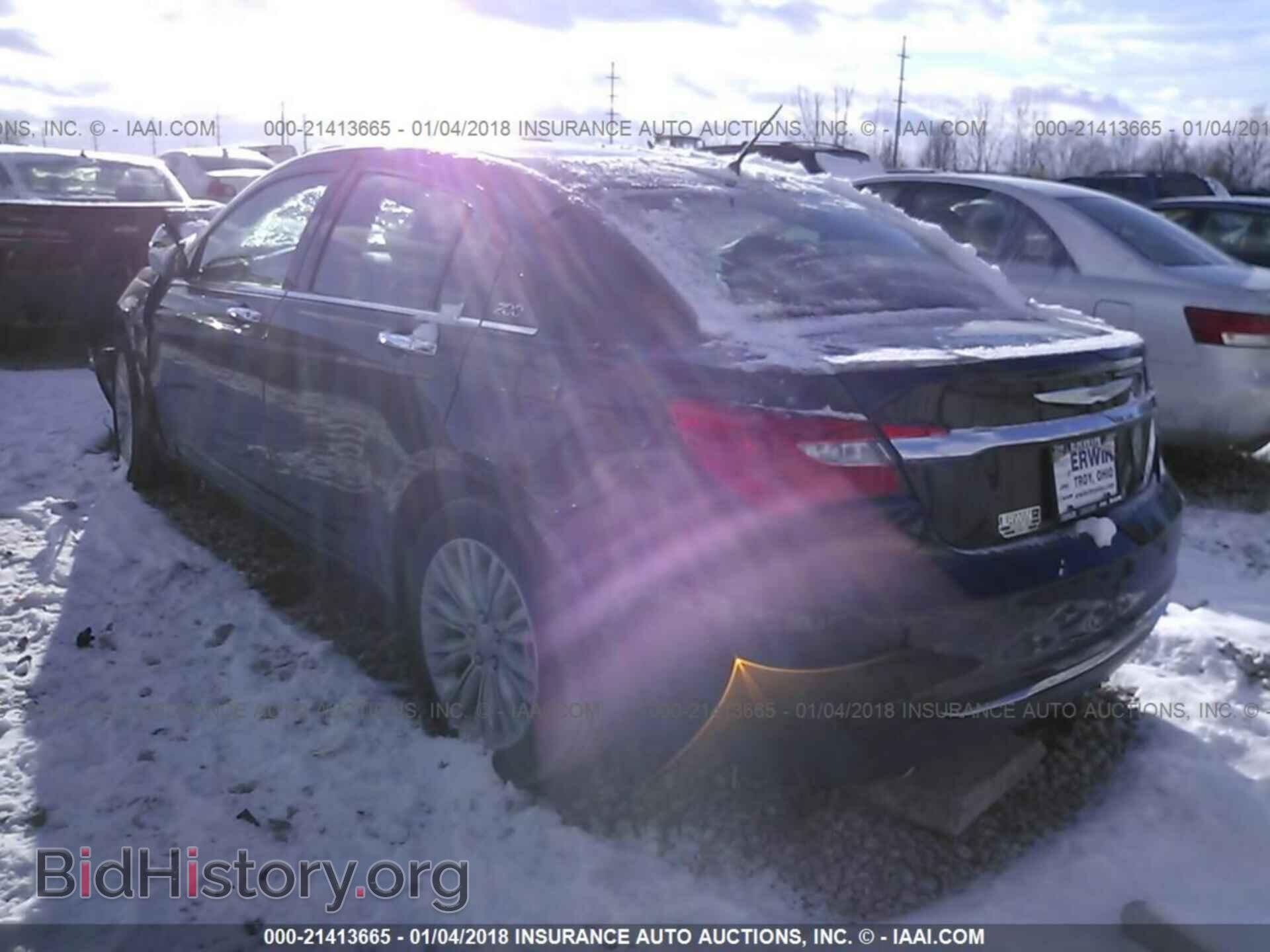 2012 Chrysler 200 - VIN: 1C3CCBCG1CN144354 - Фото 3