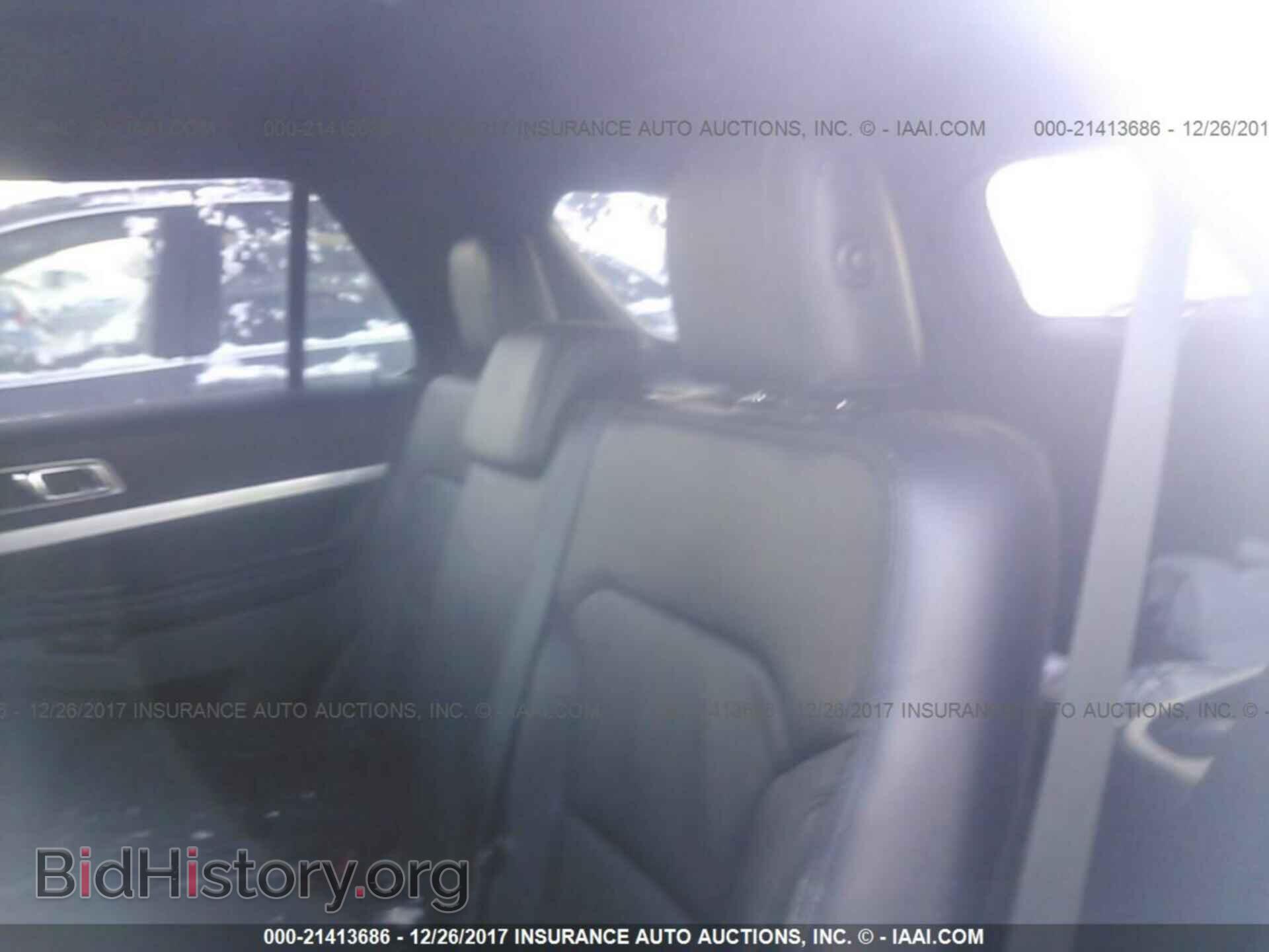 2016 Ford Explorer - VIN: 1FM5K8D82GGA38020 - Photo 8