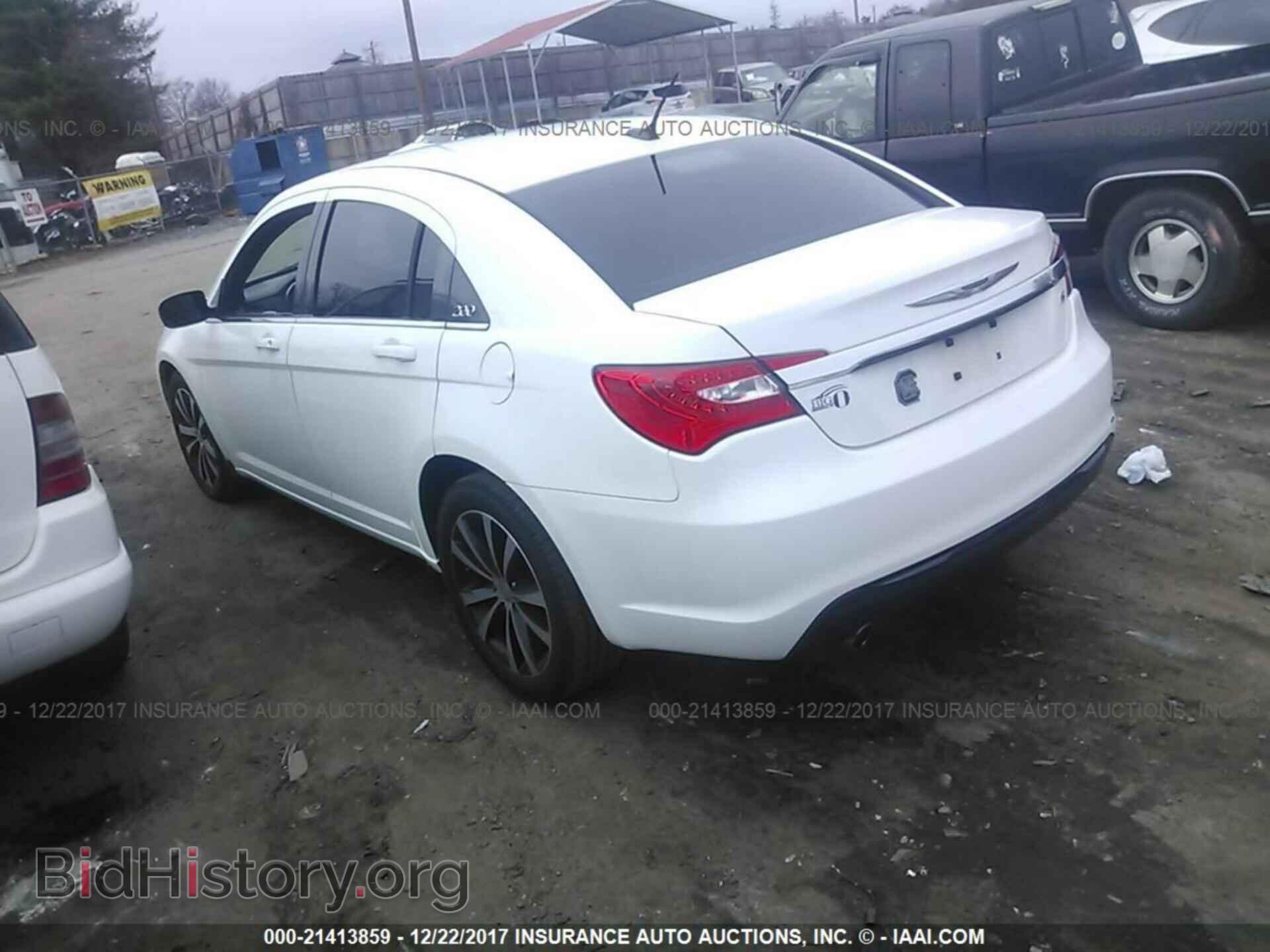 2012 Chrysler 200 - VIN: 1C3CCBBG0CN300644 - Photo 3