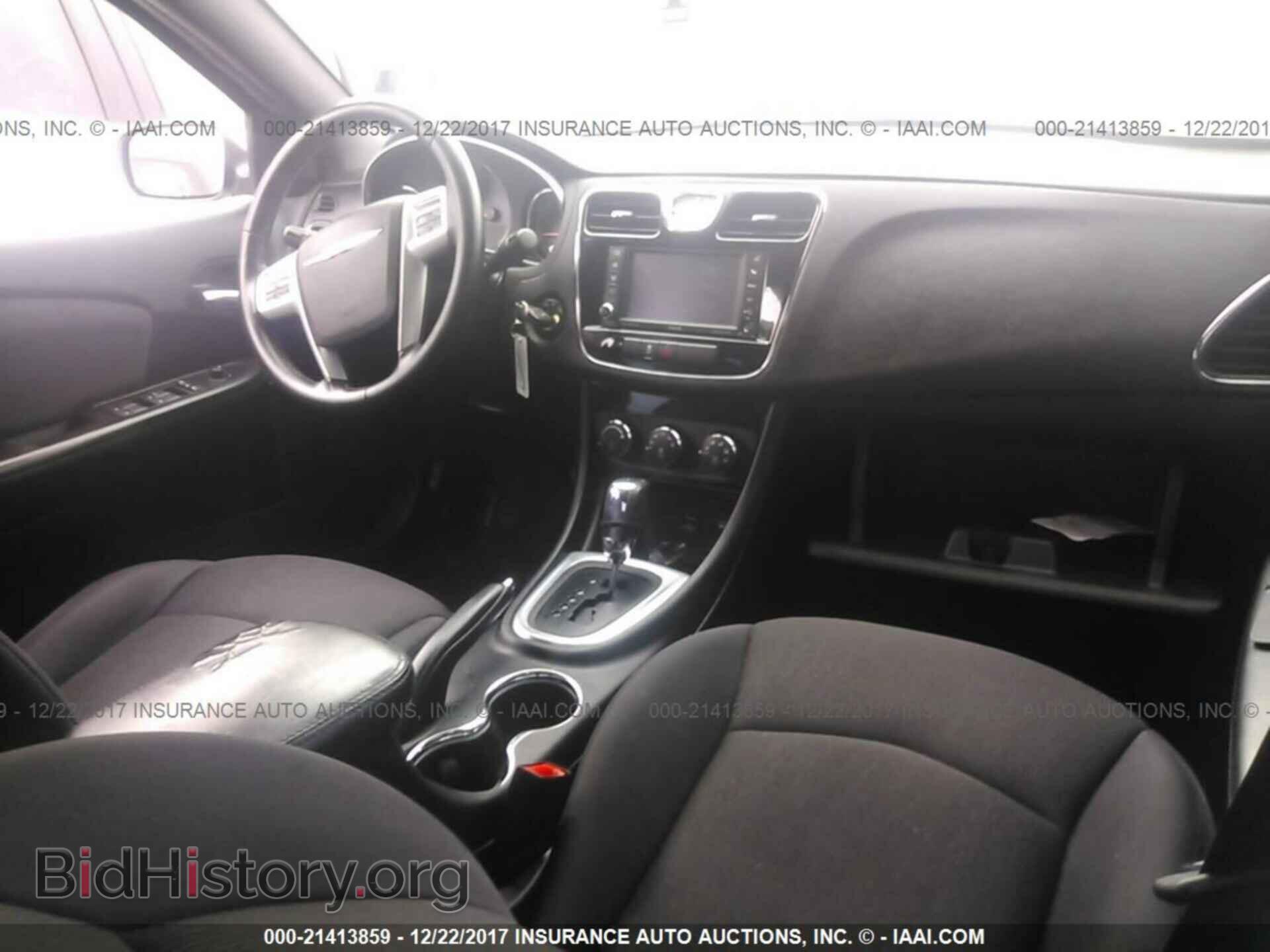 2012 Chrysler 200 - VIN: 1C3CCBBG0CN300644 - Photo 5