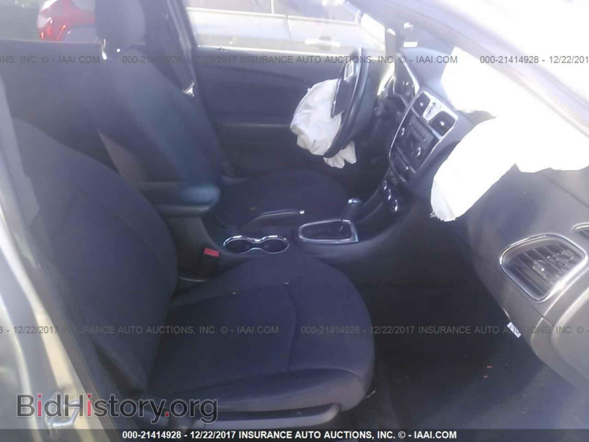 2013 Chrysler 200 - VIN: 1C3CCBBB4DN639736 - Фото 5