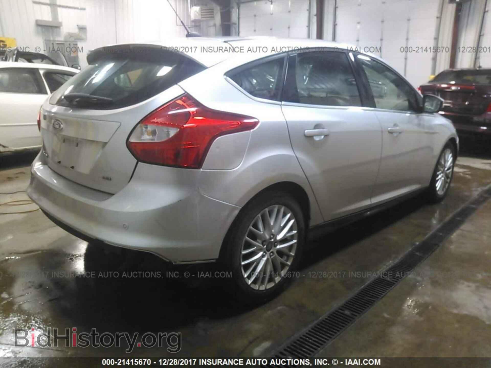 2012 Ford Focus - VIN: 1FAHP3M2XCL309611 - Фото 4