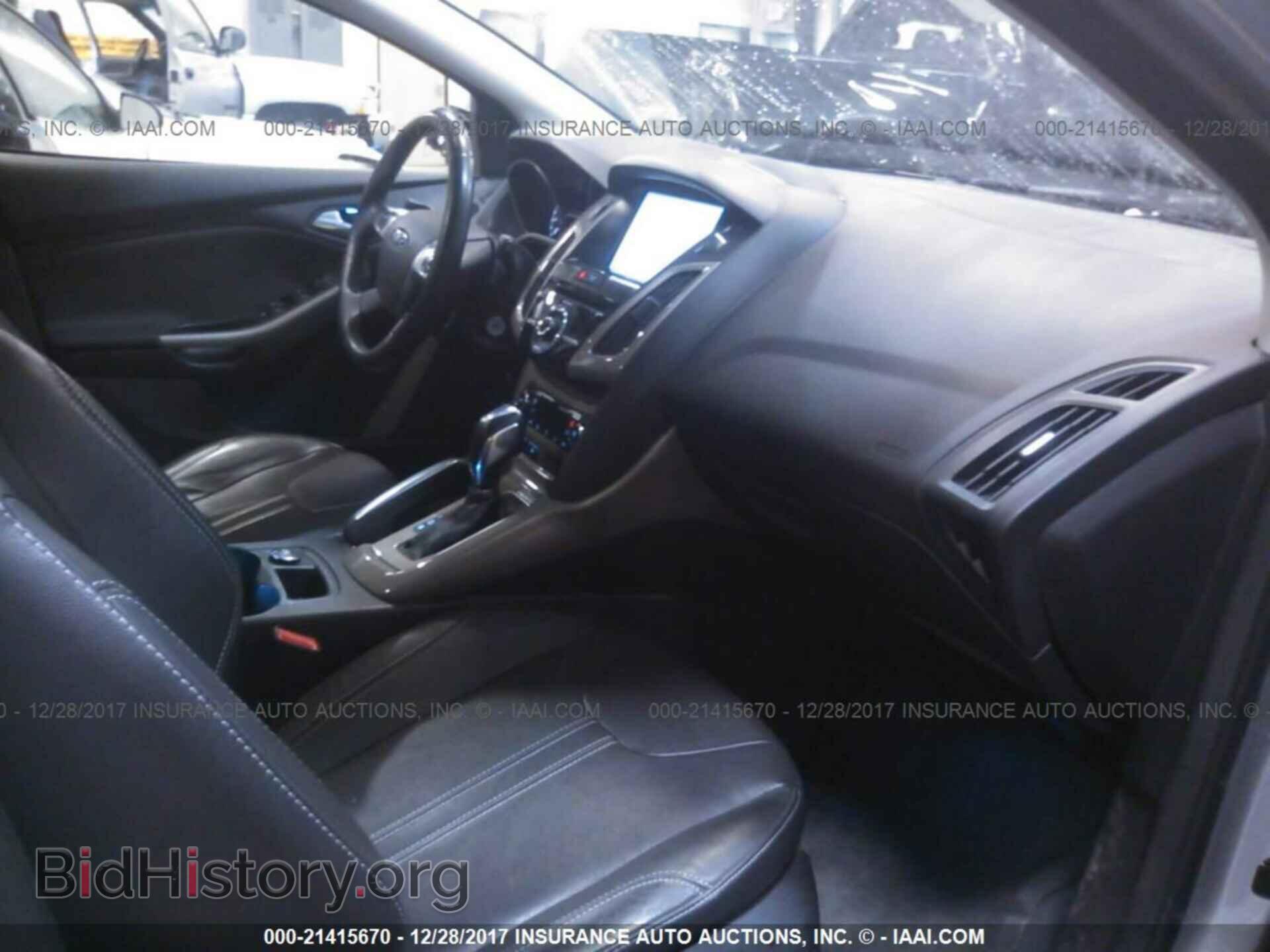 2012 Ford Focus - VIN: 1FAHP3M2XCL309611 - Фото 5
