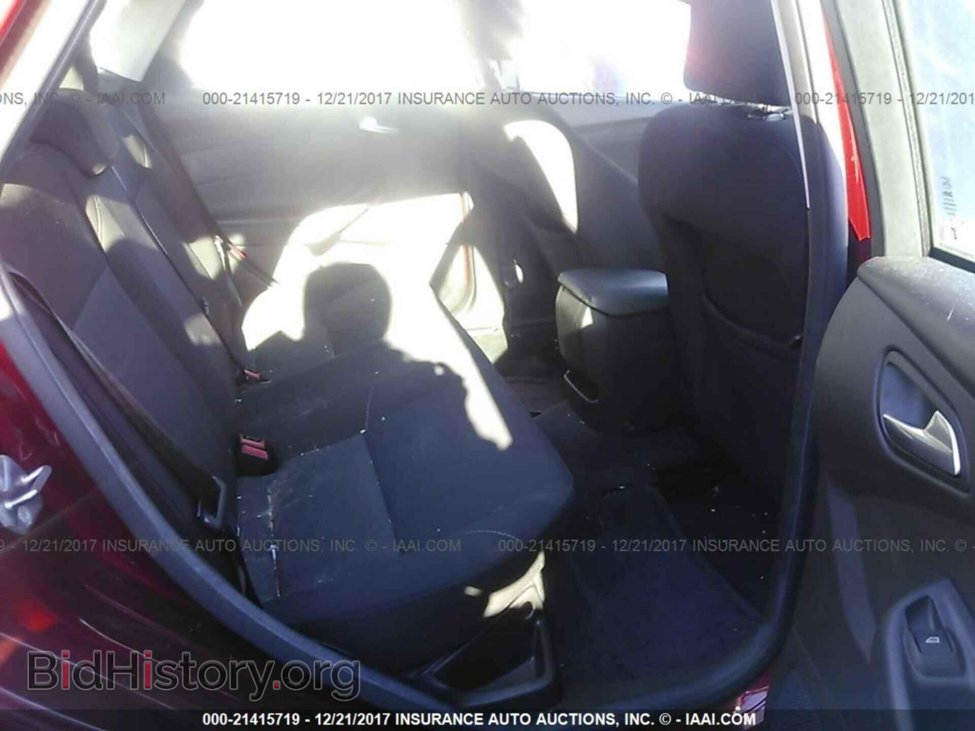 2016 Ford Focus - VIN: 1FADP3F24GL318421 - Фото 8