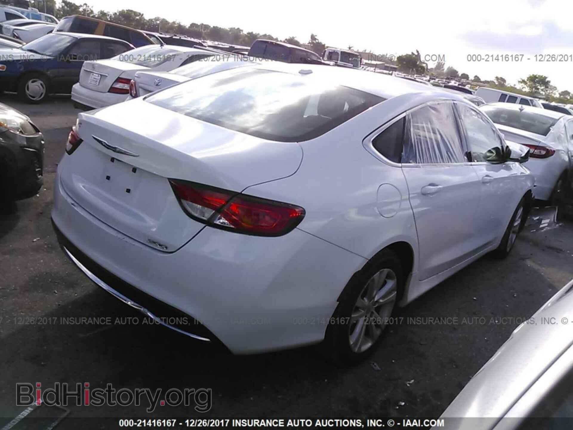 2015 Chrysler 200 - VIN: 1C3CCCAB7FN746161 - Фото 4