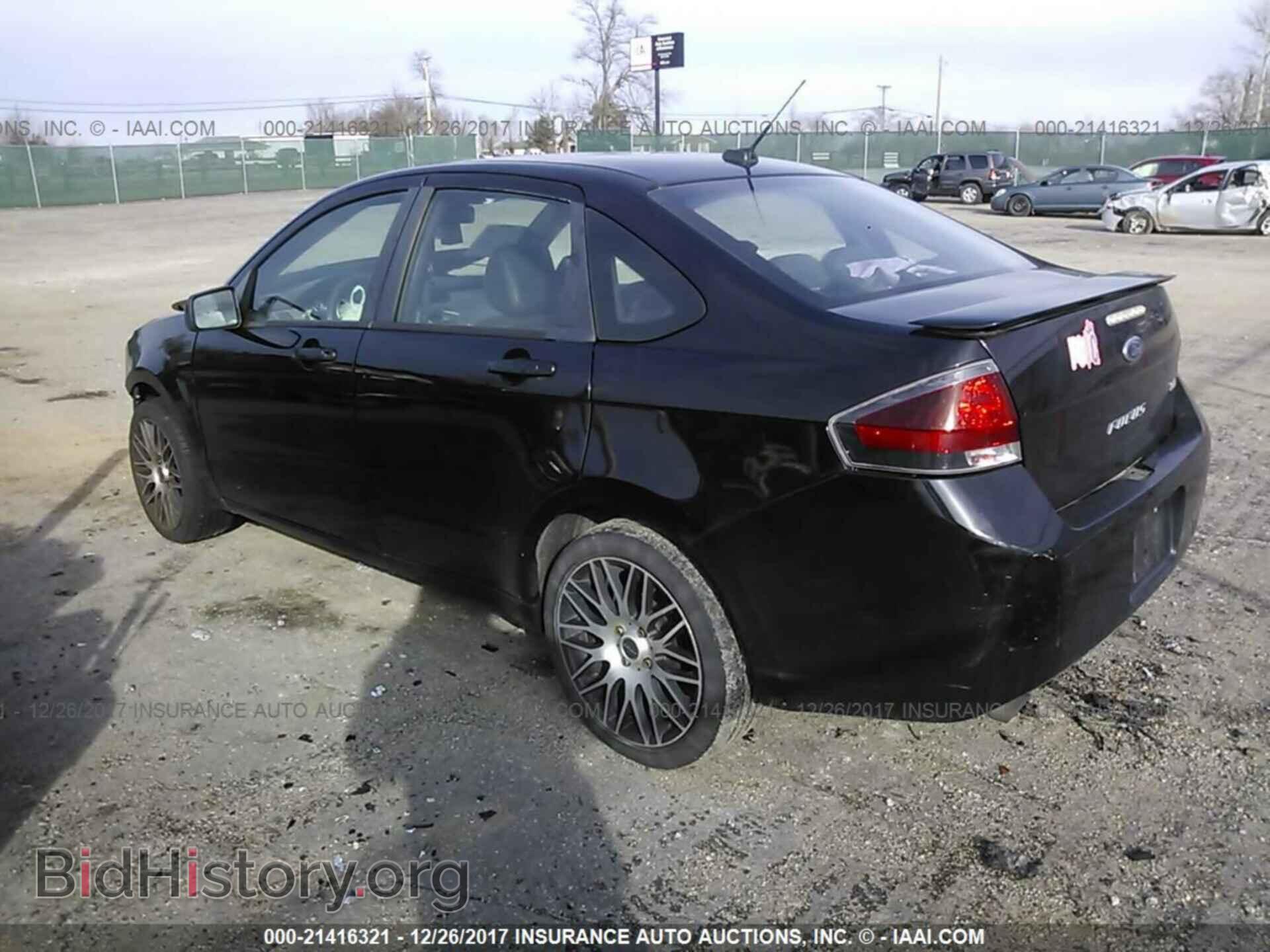 2011 Ford Focus - VIN: 1FAHP3GN7BW114178 - Фото 3