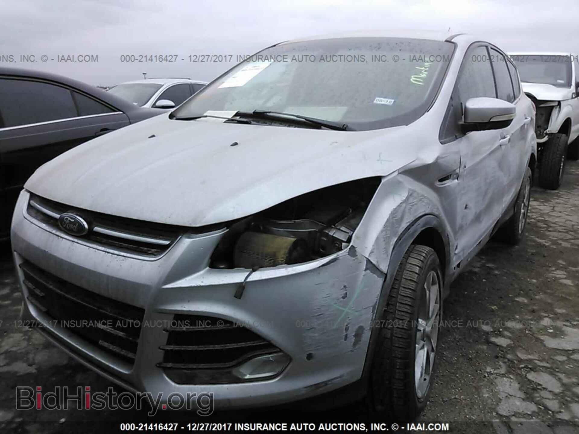2013 Ford Escape - VIN: 1FMCU0H96DUD18672 - Photo 2