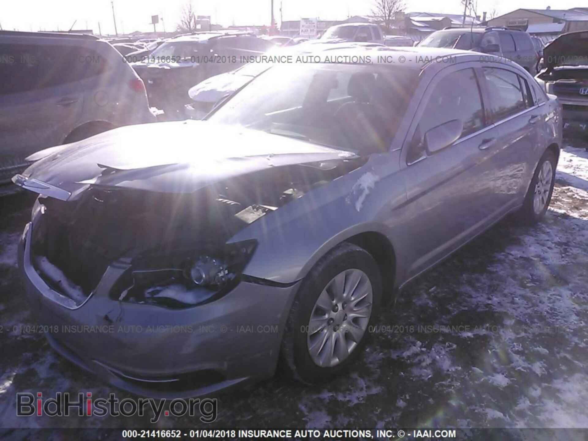 2014 CHRYSLER 200 - VIN: 1C3CCBAB9EN208957 - Фото 2