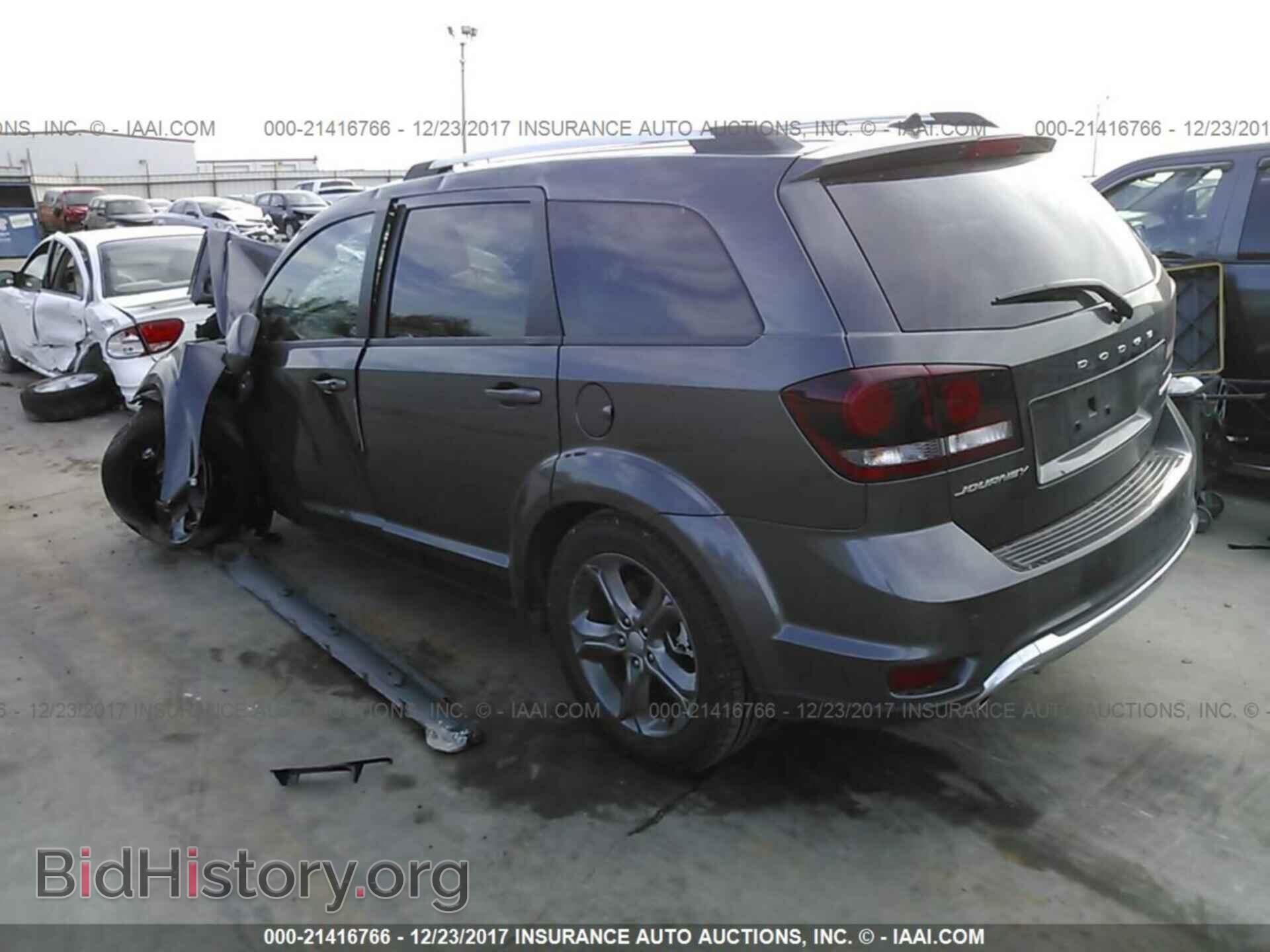2015 Dodge Journey - VIN: 3C4PDCGG7FT755214 - Photo 3
