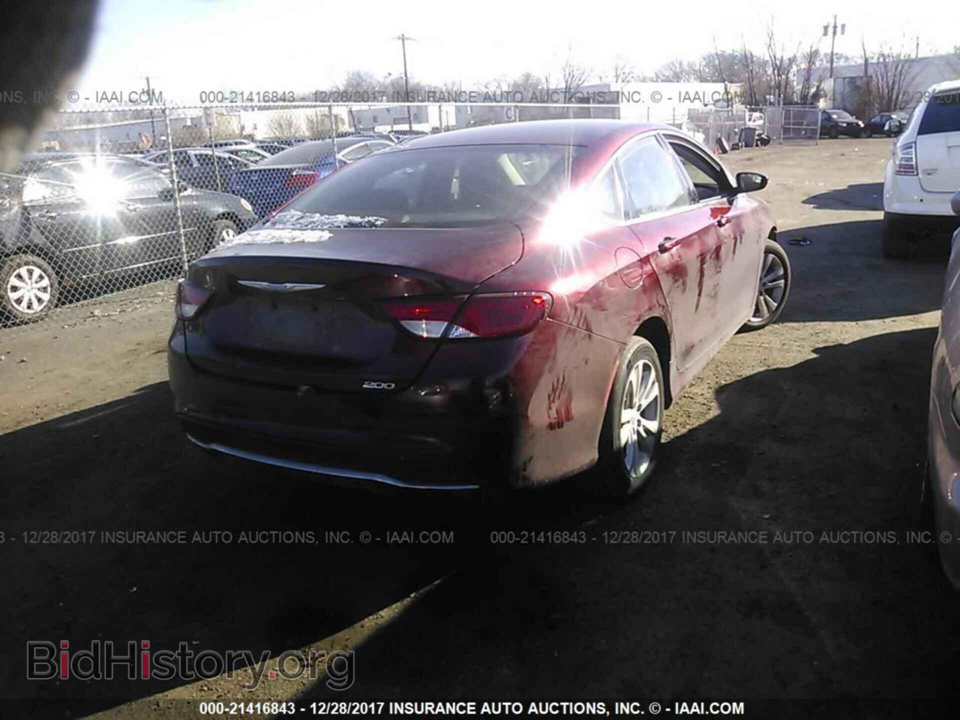 2015 Chrysler 200 - VIN: 1C3CCCAB6FN574933 - Photo 4