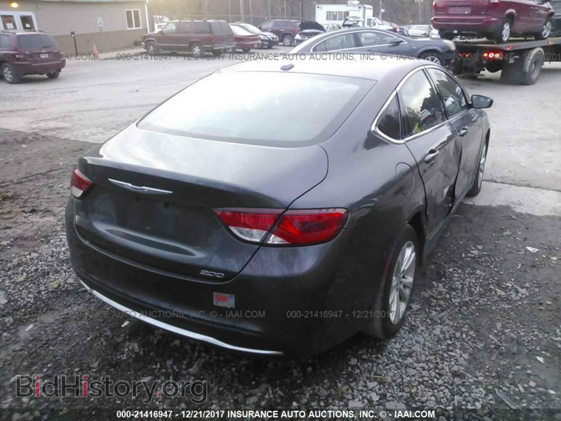 2015 Chrysler 200 - VIN: 1C3CCCABXFN538937 - Фото 4