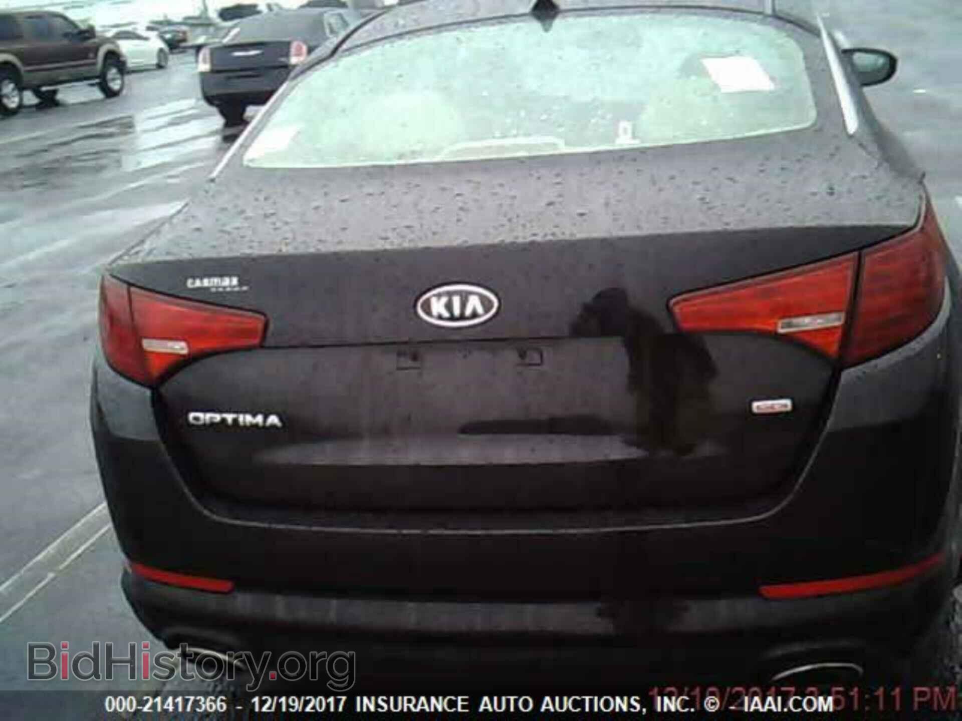 2011 Kia Optima - VIN: KNAGM4A71B5071636 - Photo 3