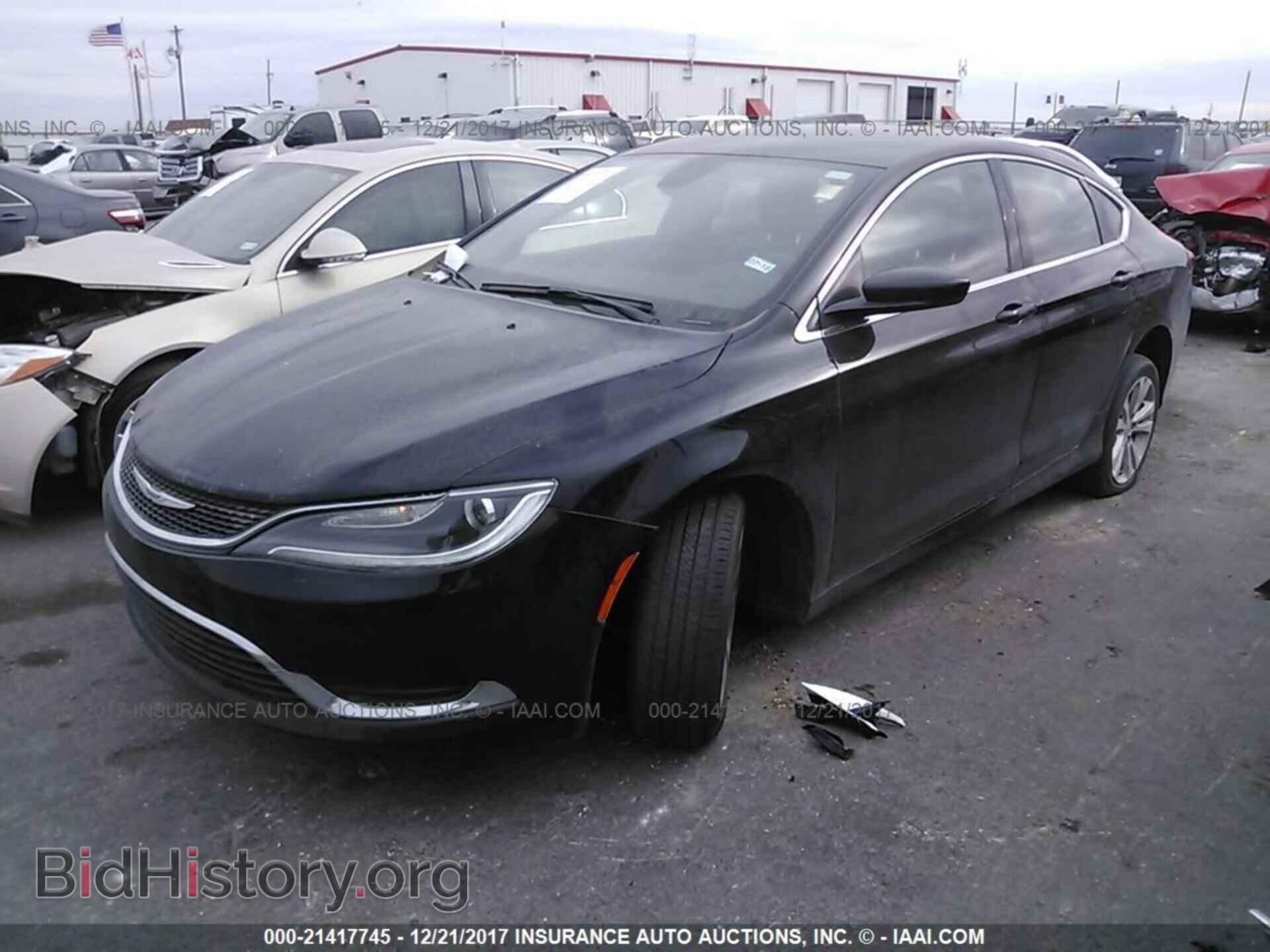 2016 Chrysler 200 - VIN: 1C3CCCAB8GN124041 - Photo 2