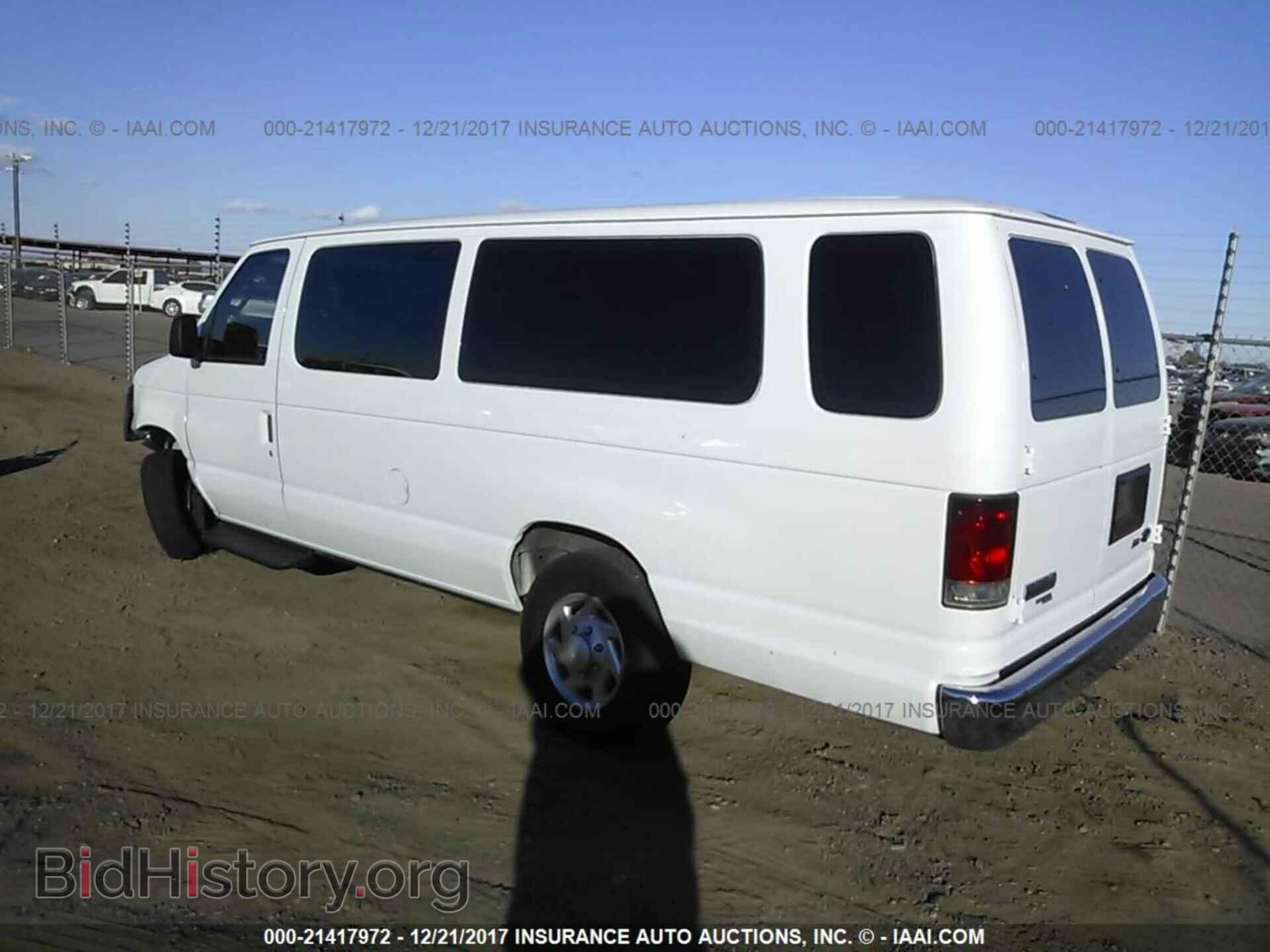 2014 Ford Econoline - VIN: 1FBSS3BL6EDB04282 - Photo 3