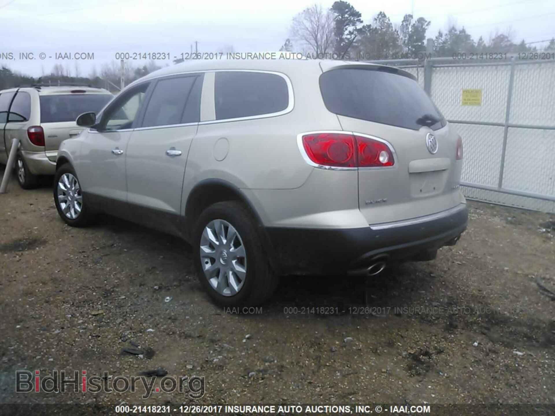 2012 Buick Enclave - VIN: 5GAKRDEDXCJ122415 - Фото 3