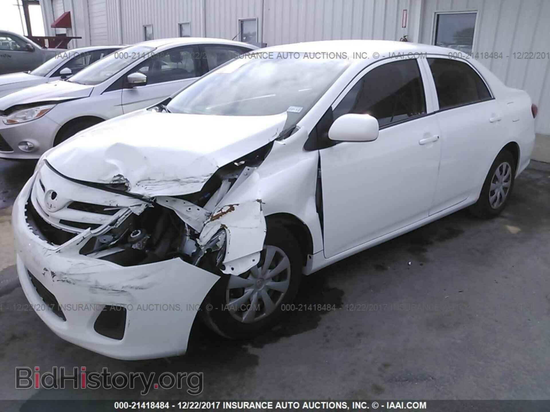2013 Toyota Corolla - VIN: 5YFBU4EE6DP220988 - Фото 2