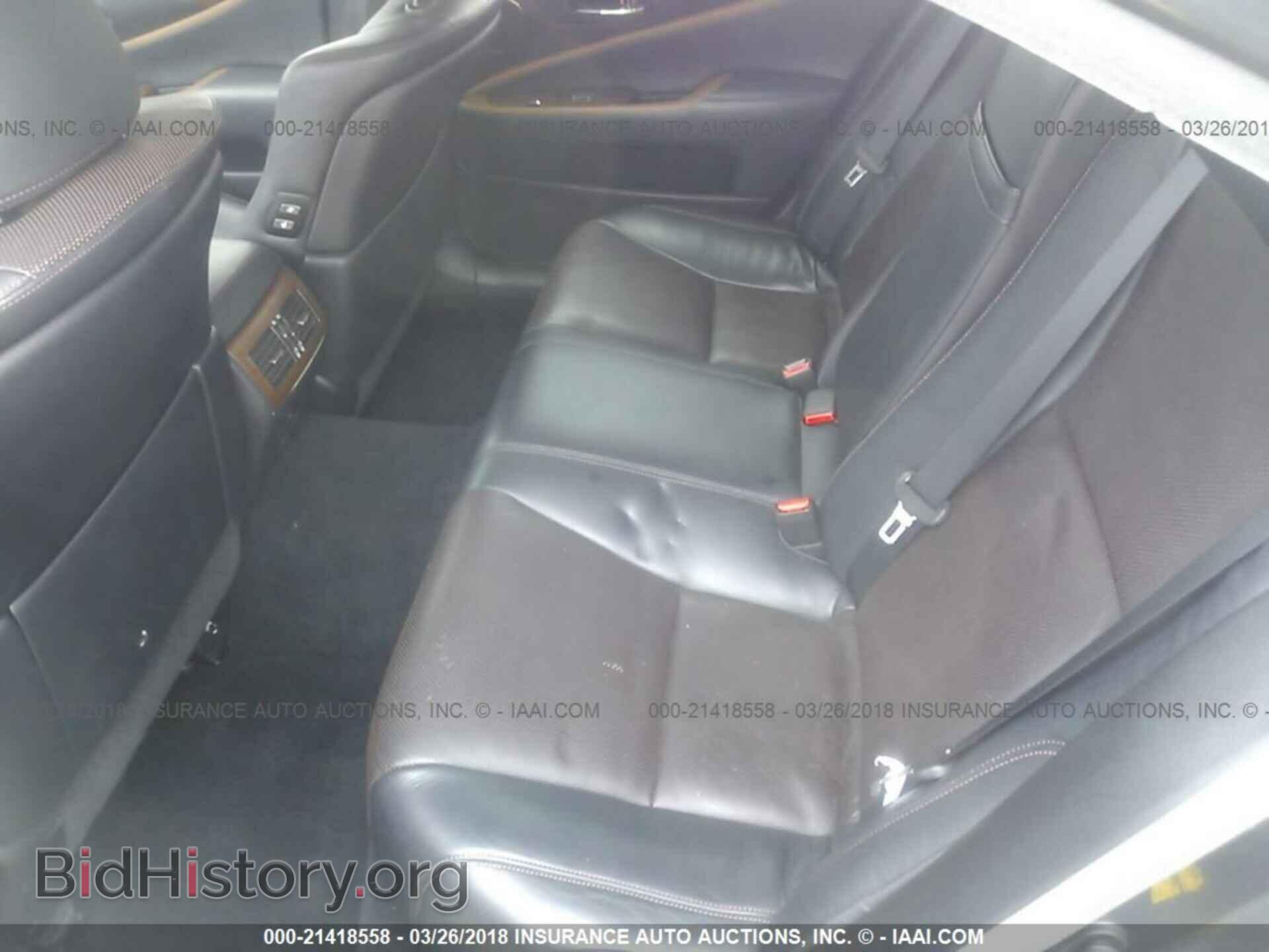 2011 Lexus Ls - VIN: JTHBL5EF2B5107808 - Photo 8