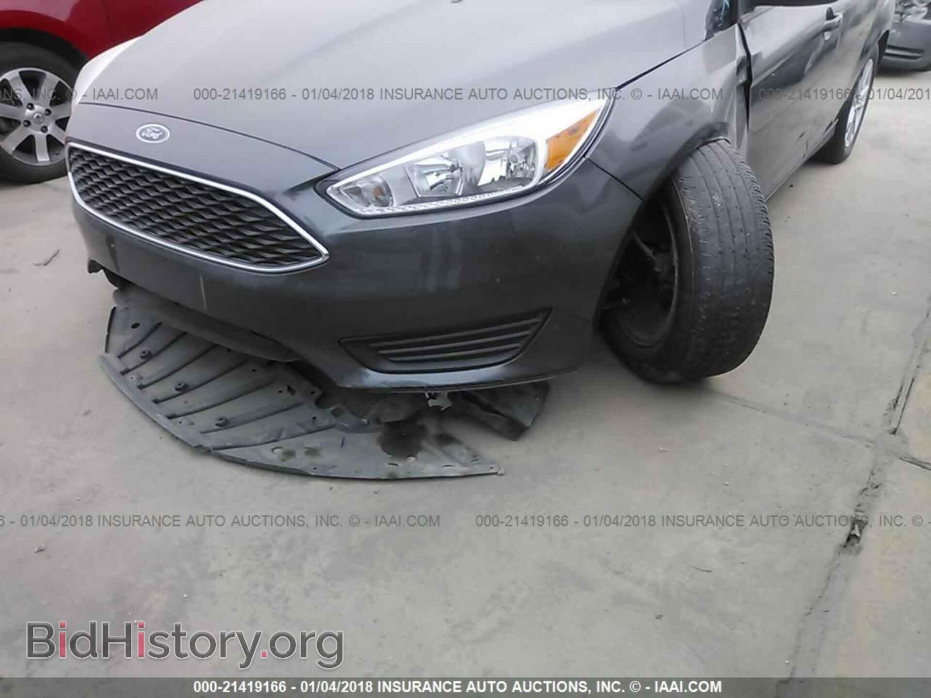 2016 Ford Focus - VIN: 1FADP3FE6GL391154 - Photo 6