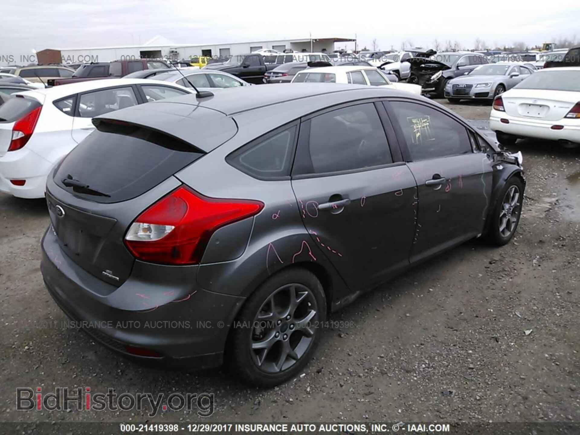 2014 Ford Focus - VIN: 1FADP3K22EL196614 - Фото 4