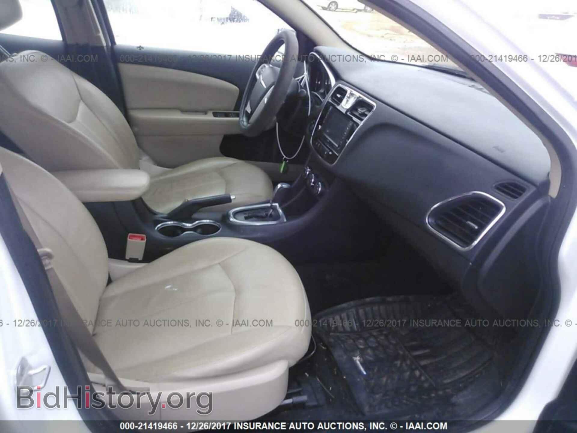 2012 Chrysler 200 - VIN: 1C3CCBCG1CN161235 - Фото 5