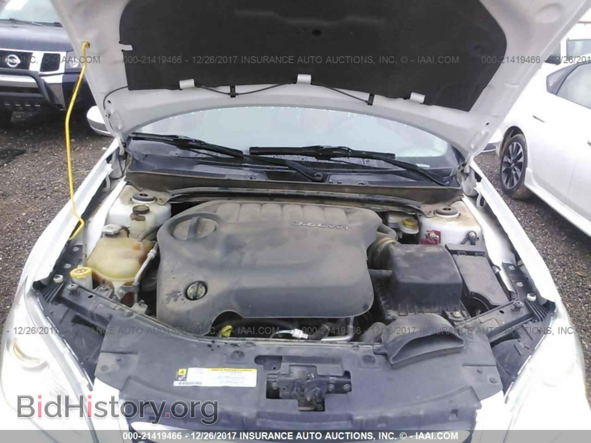 2012 Chrysler 200 - VIN: 1C3CCBCG1CN161235 - Фото 10
