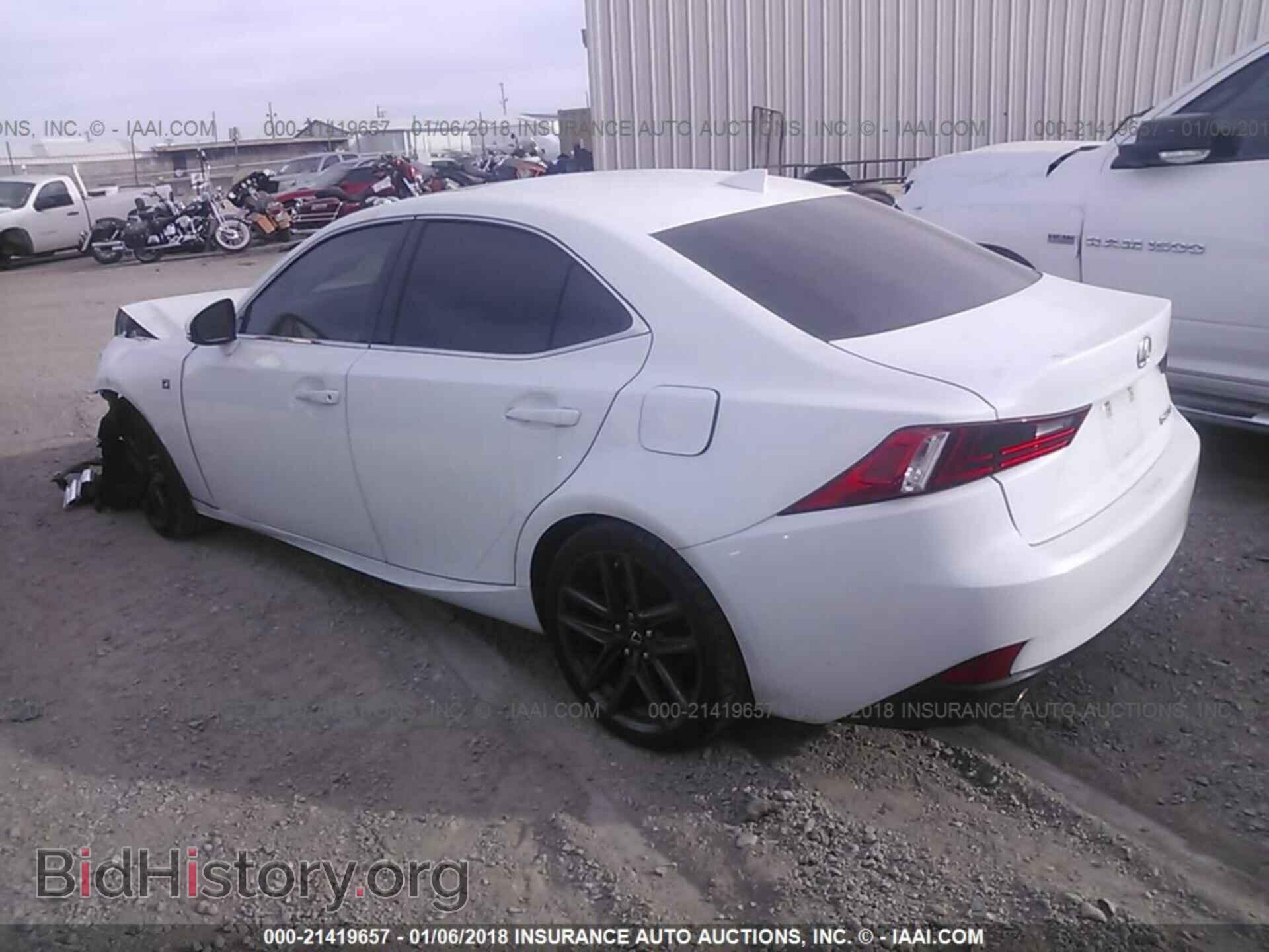 2014 Lexus Is - VIN: JTHBF1D27E5033739 - Photo 3