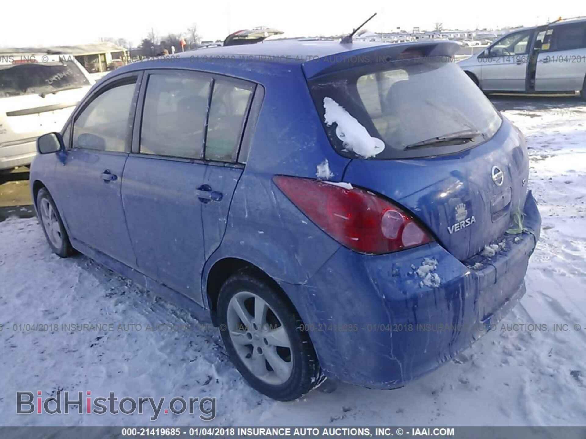 2011 Nissan Versa - VIN: 3N1BC1CP8BL496933 - Фото 3