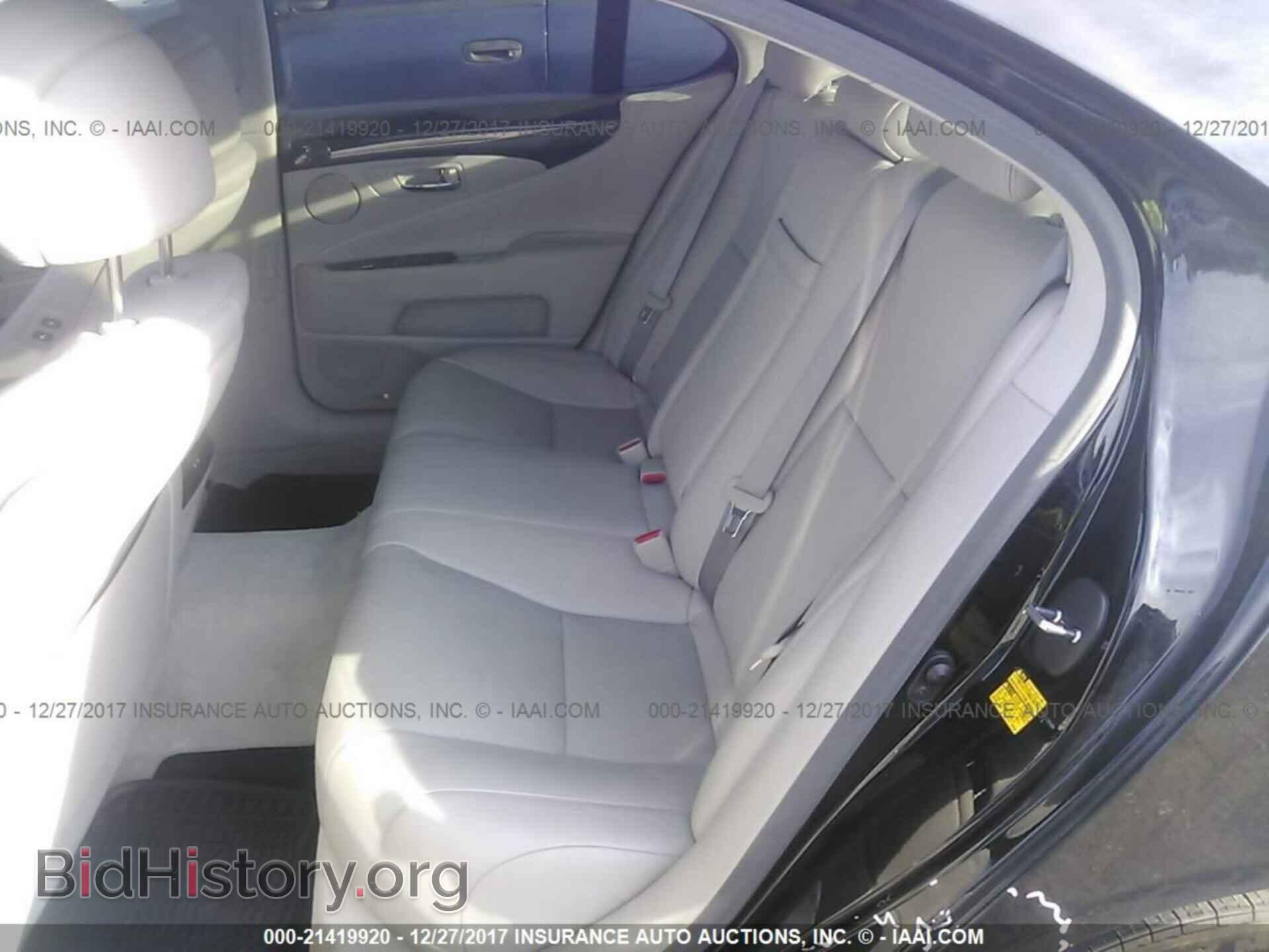2011 Lexus Ls - VIN: JTHCL5EF5B5010073 - Photo 8