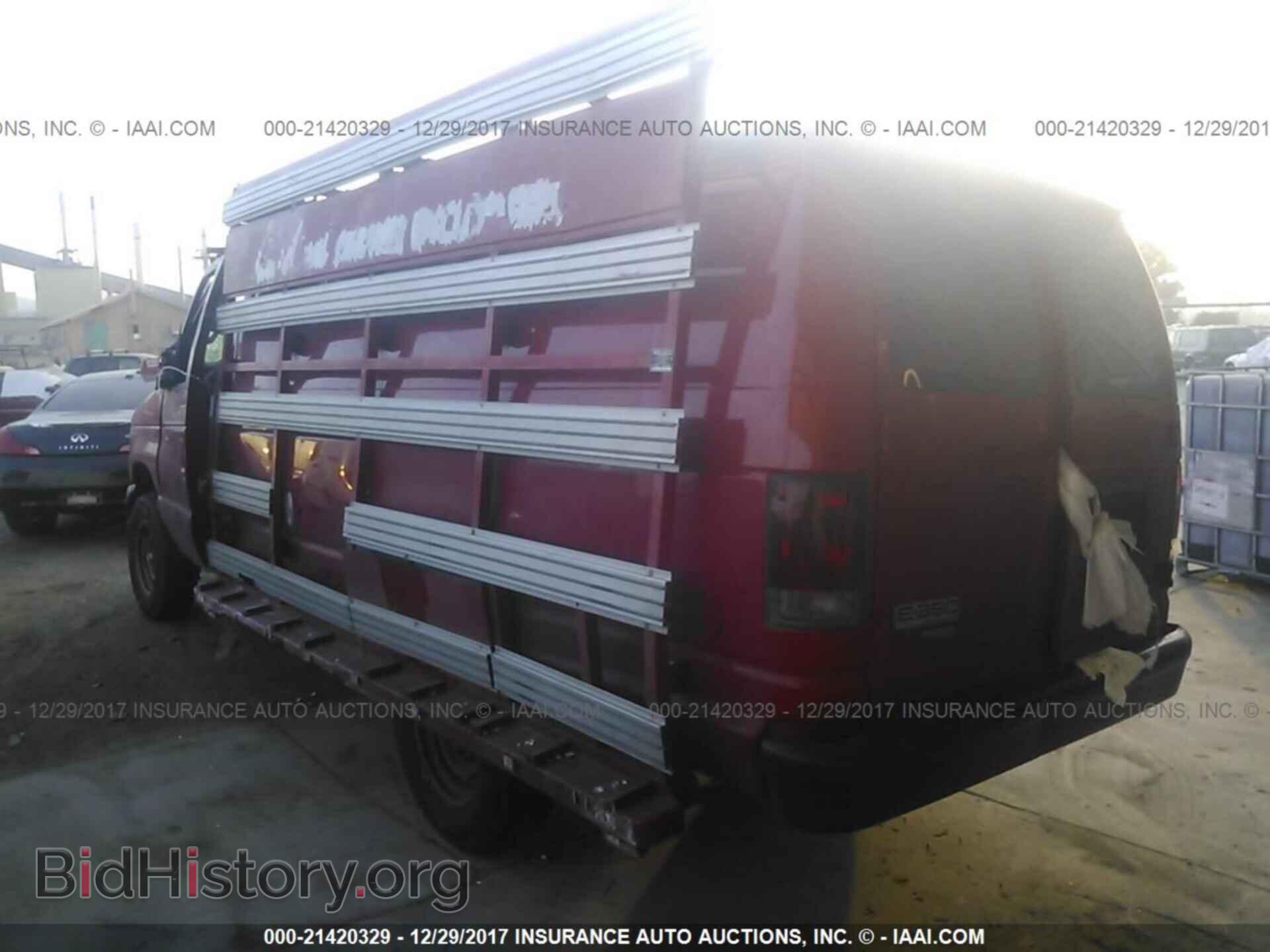 2013 Ford Econoline - VIN: 1FTSS3EL4DDA81302 - Фото 3