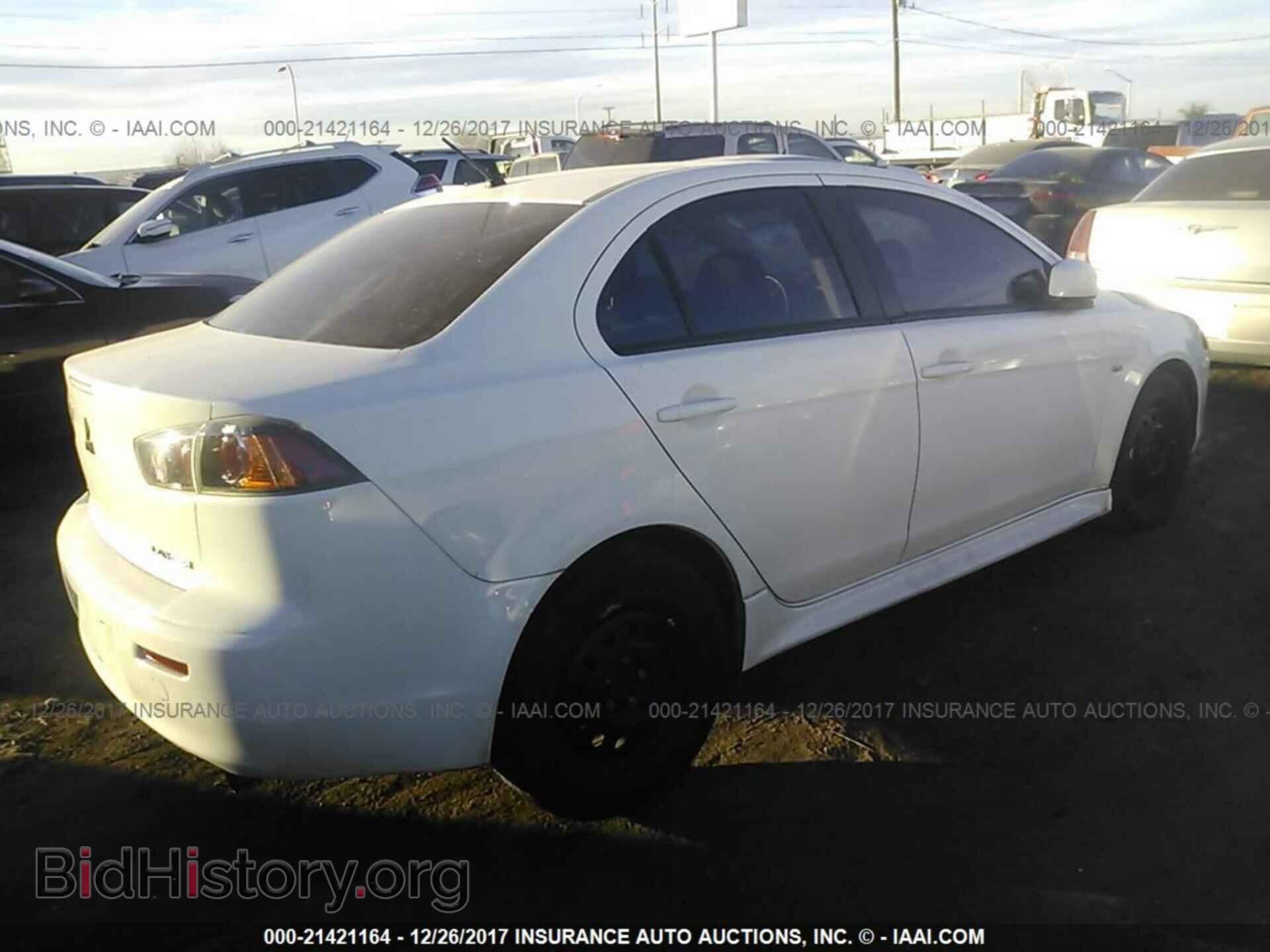2014 Mitsubishi Lancer - VIN: JA32U2FU8EU019672 - Фото 4