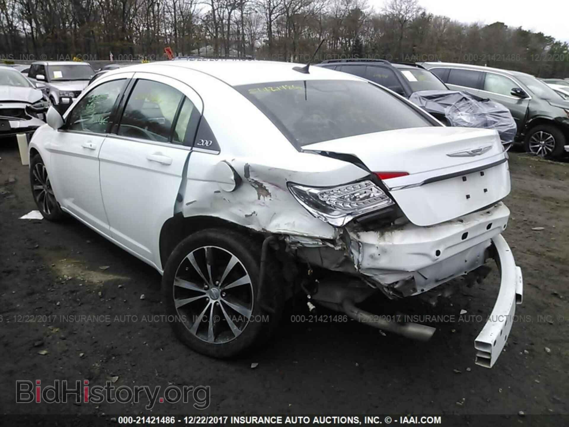 2014 Chrysler 200 - VIN: 1C3CCBCG5EN199084 - Photo 3