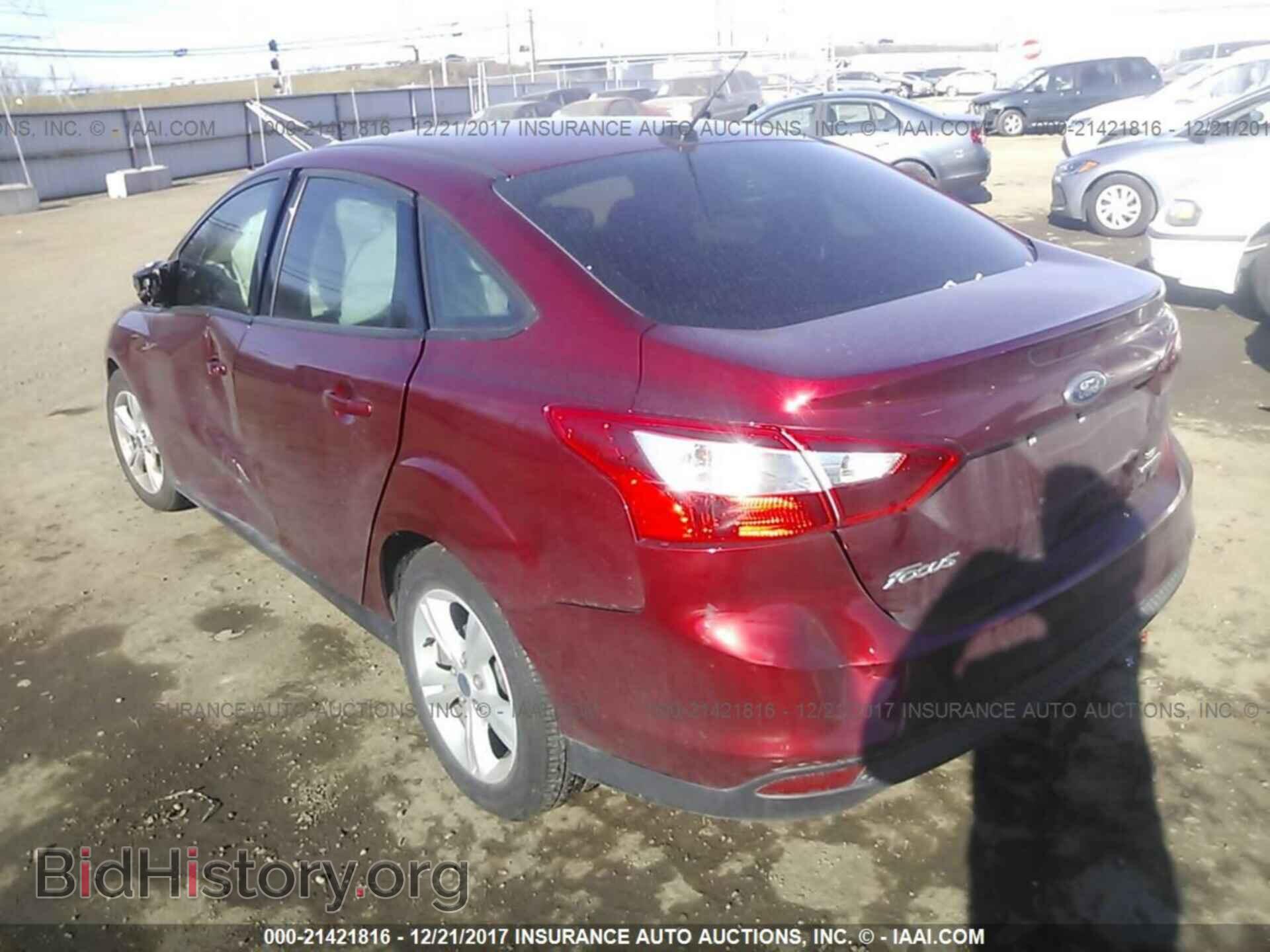 2014 Ford Focus - VIN: 1FADP3F23EL387355 - Photo 3
