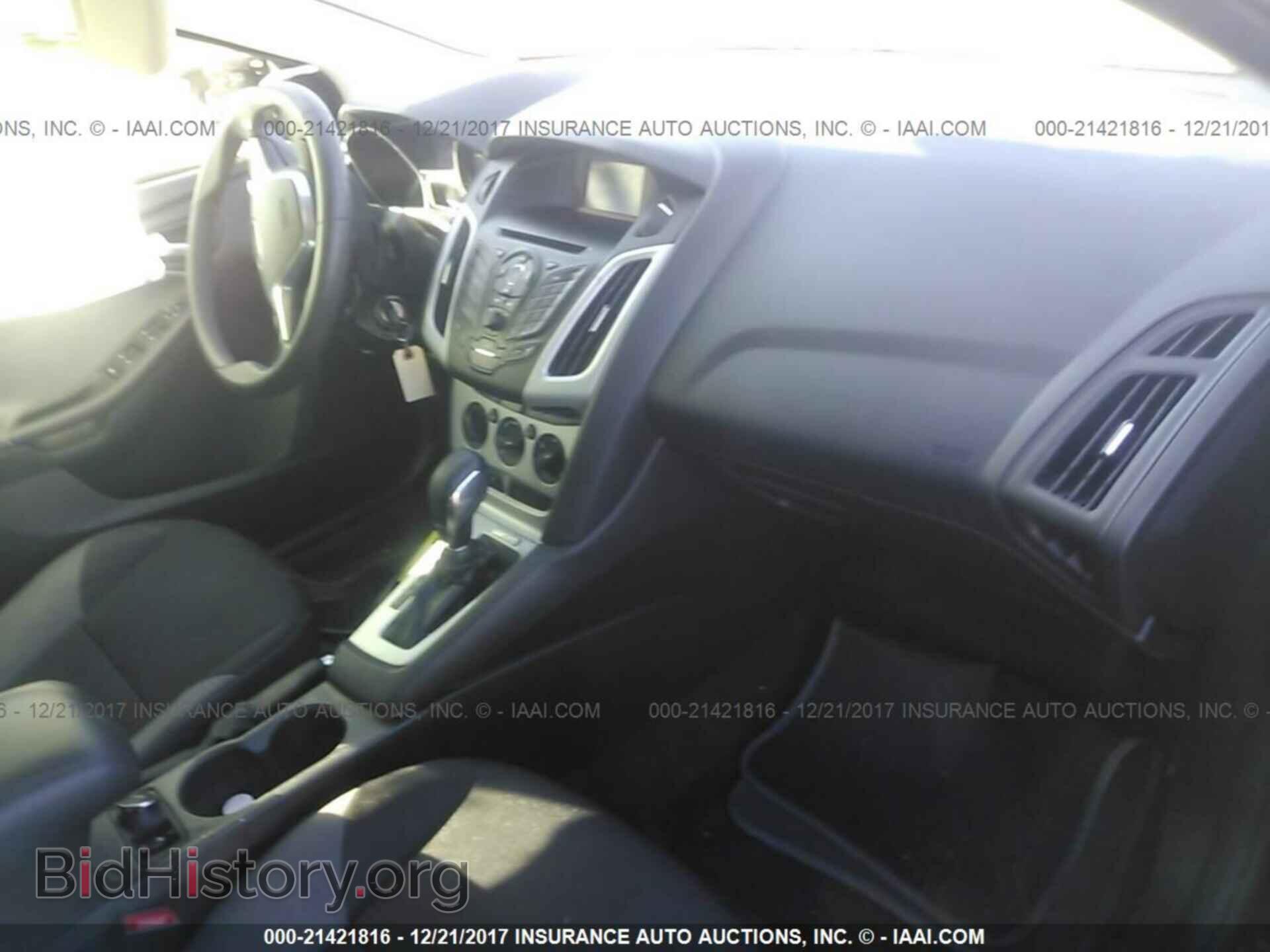 2014 Ford Focus - VIN: 1FADP3F23EL387355 - Photo 5