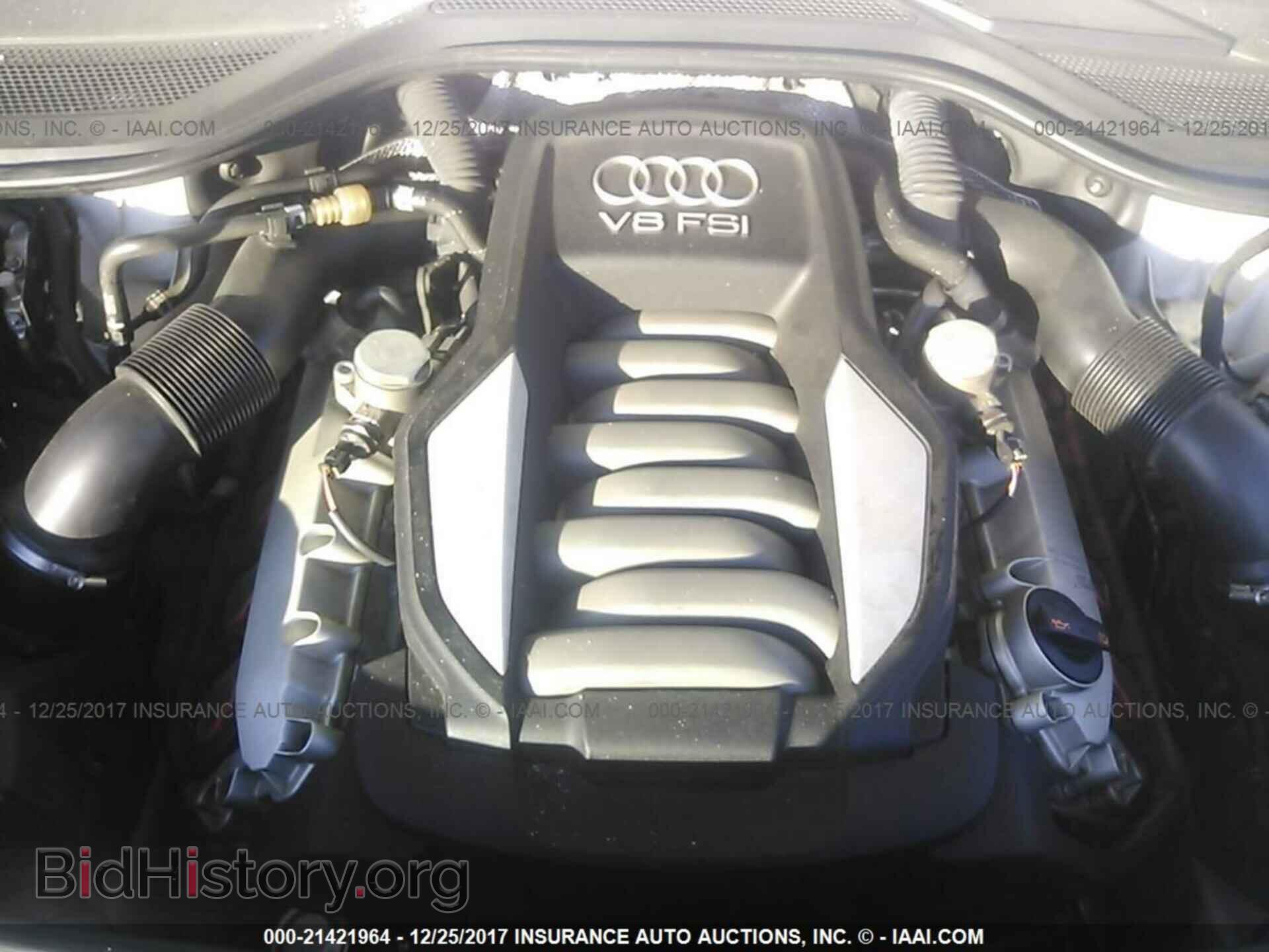 2011 Audi A8 - VIN: WAURVAFD6BN019695 - Фото 10