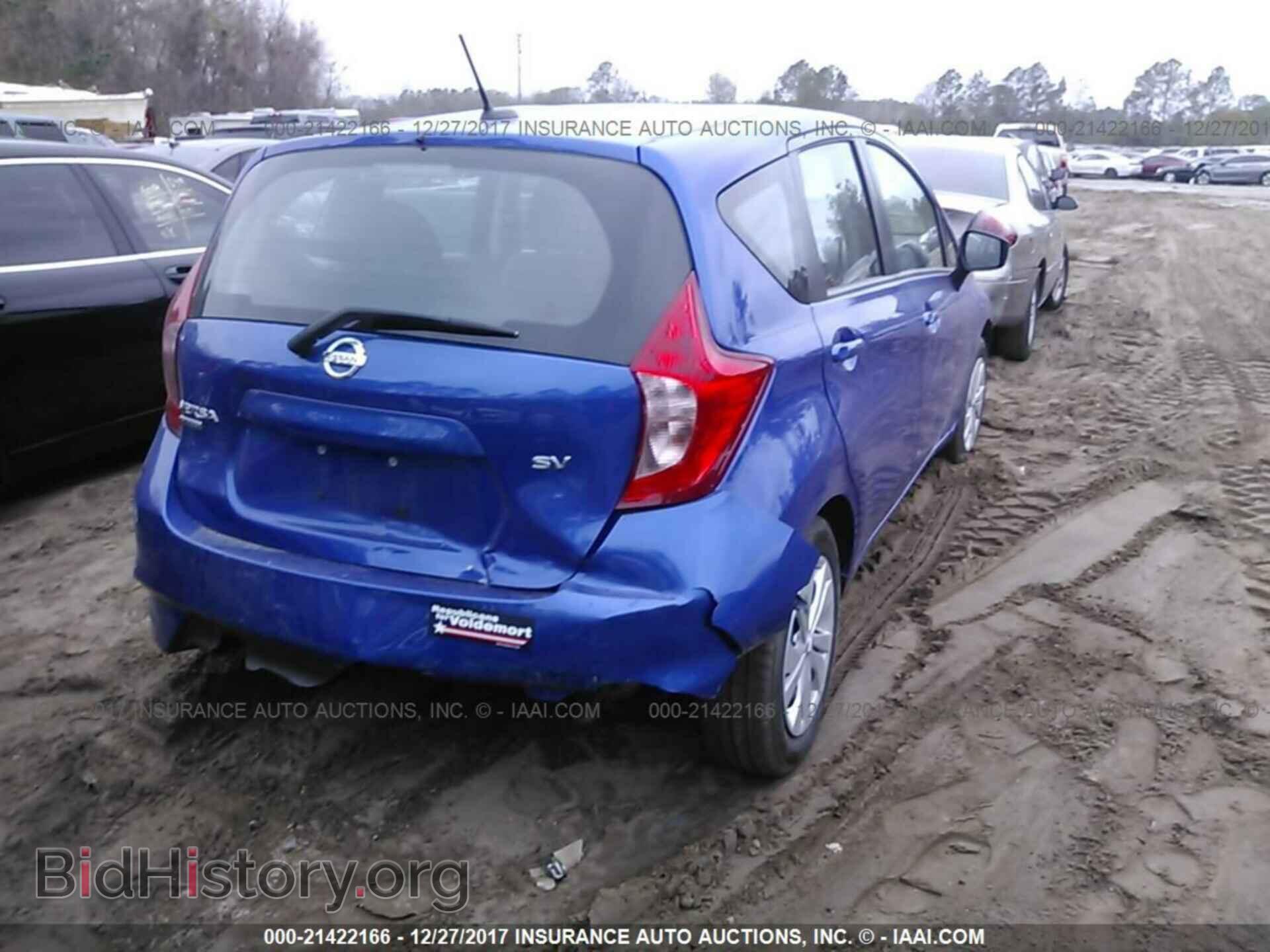 2017 Nissan Versa note - VIN: 3N1CE2CP2HL357751 - Photo 4