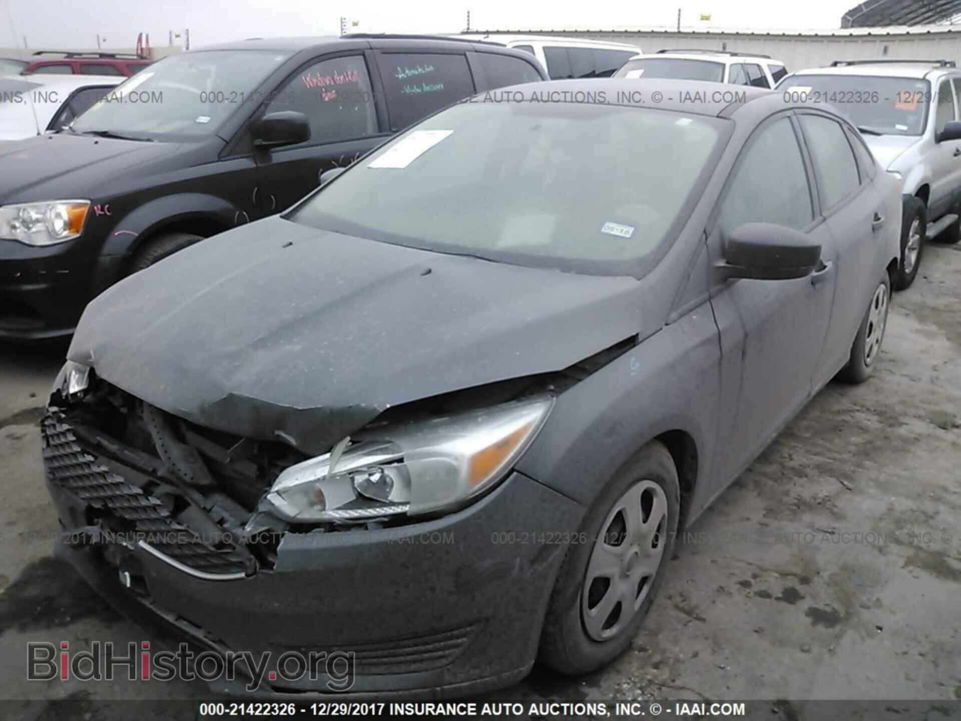 2016 Ford Focus - VIN: 1FADP3E23GL328701 - Фото 2