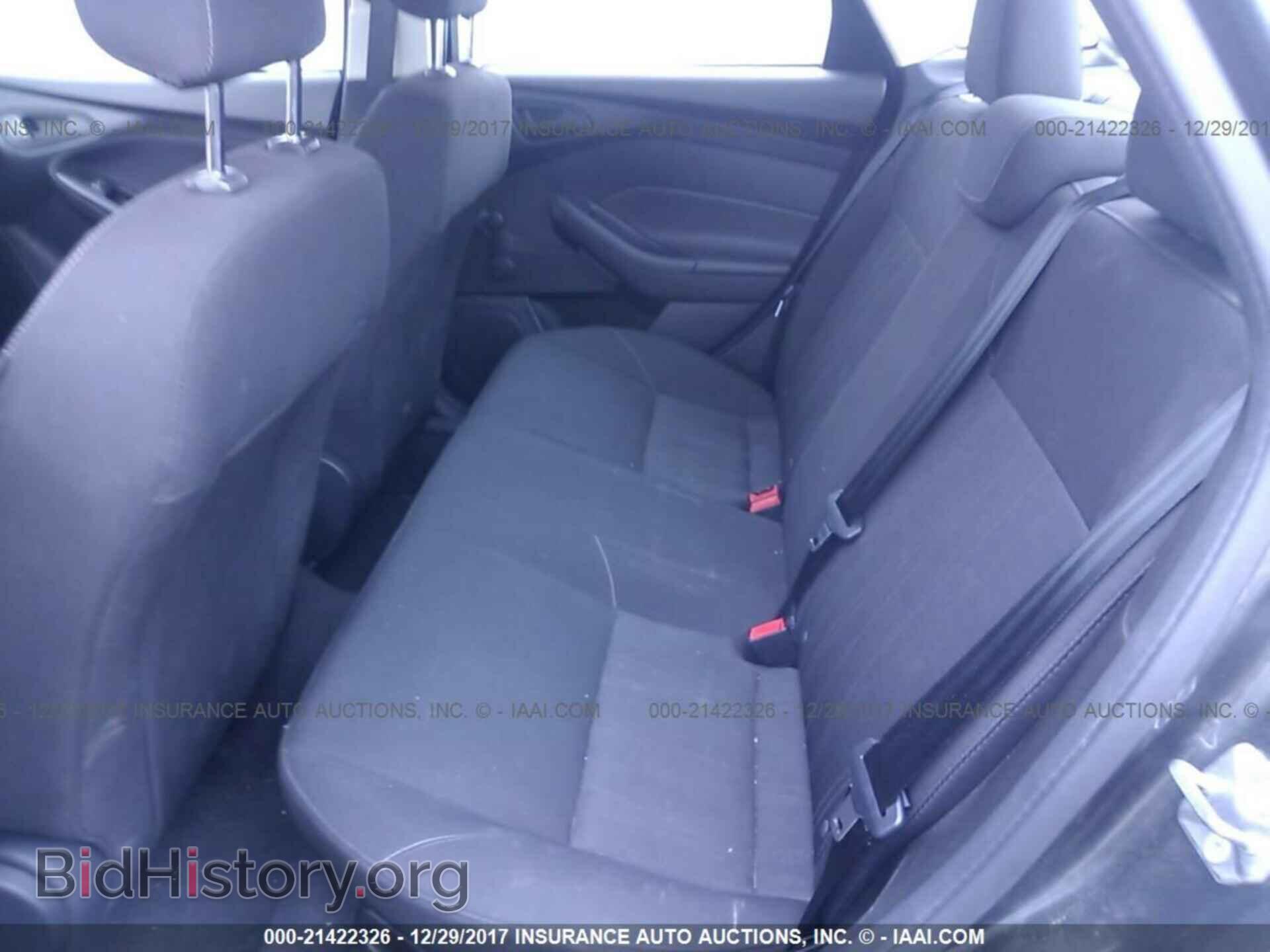 2016 Ford Focus - VIN: 1FADP3E23GL328701 - Фото 8