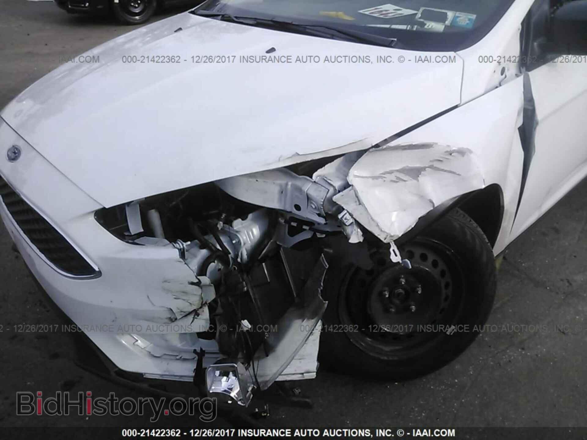 2016 Ford Focus - VIN: 1FADP3E2XGL381203 - Photo 6
