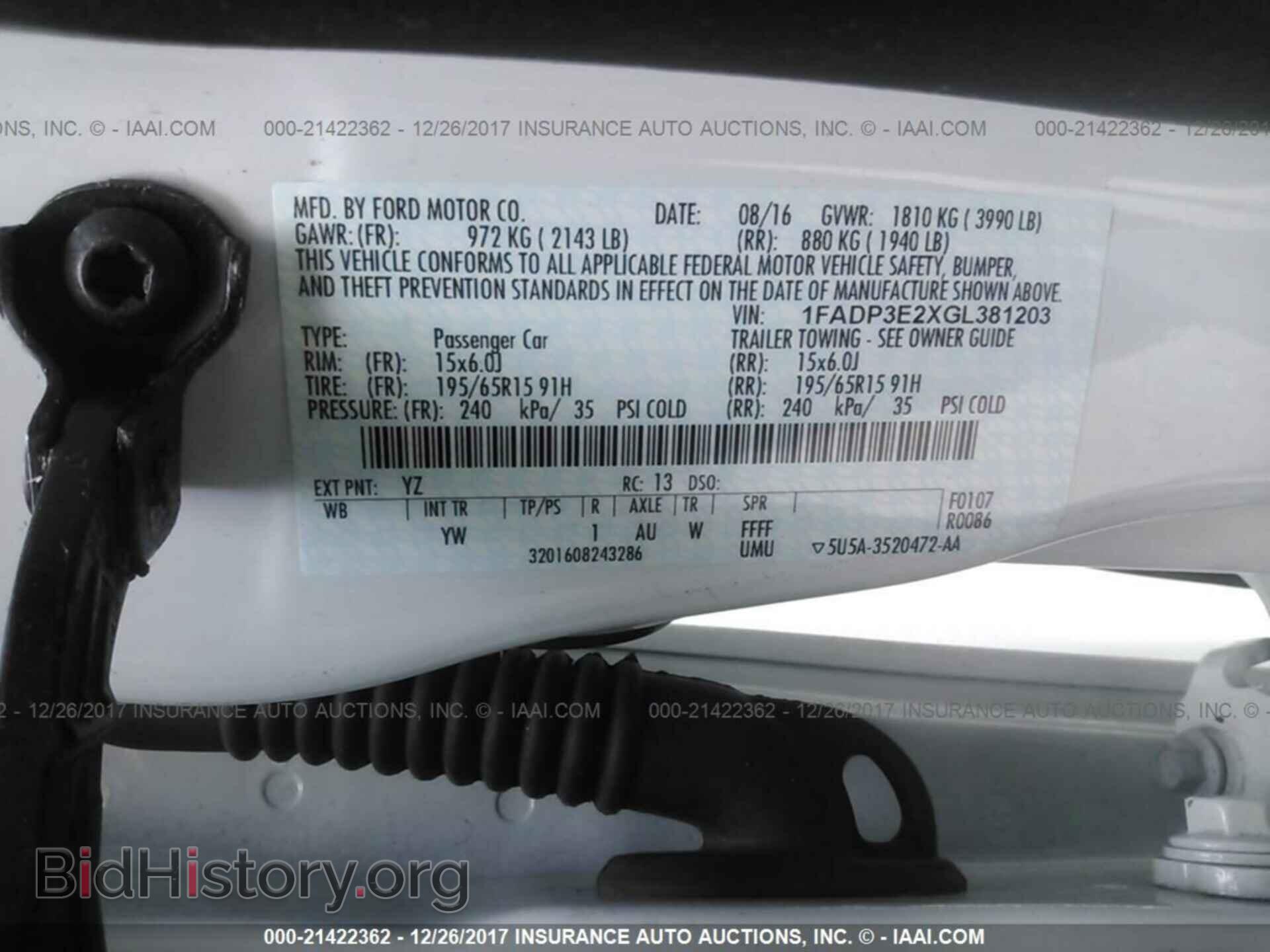 2016 Ford Focus - VIN: 1FADP3E2XGL381203 - Photo 9