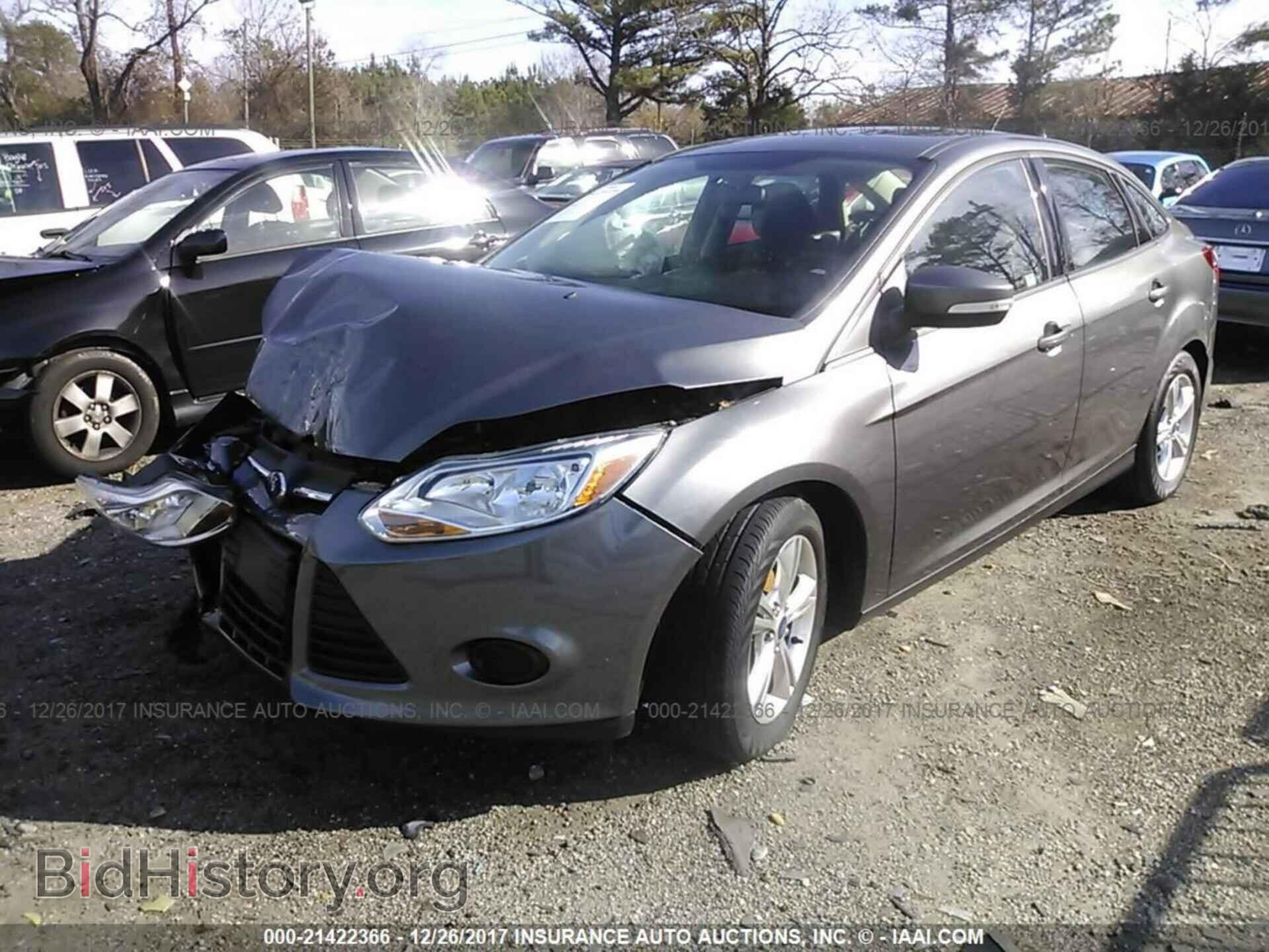 2014 Ford Focus - VIN: 1FADP3F21EL221643 - Photo 2